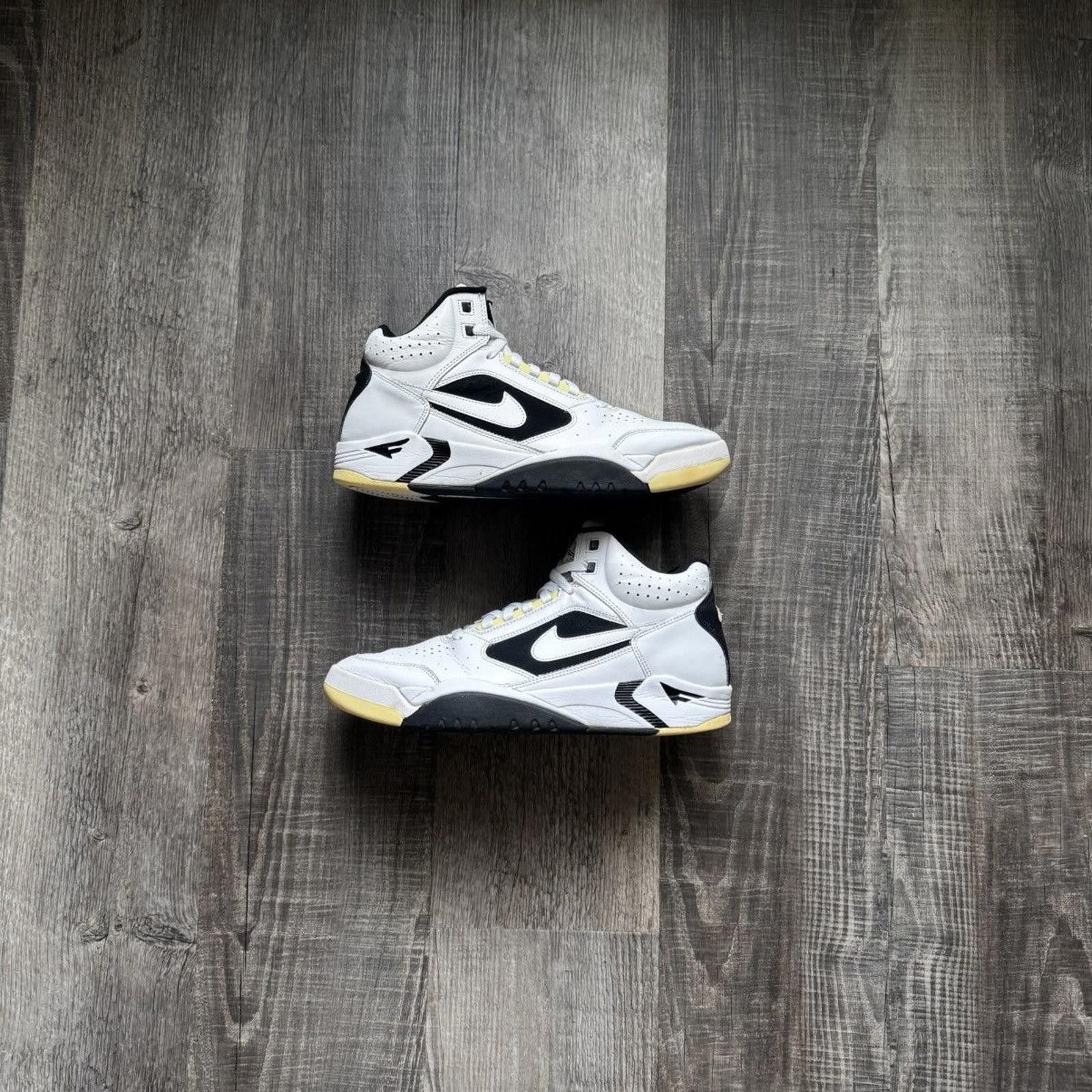Nike NIKE • Air Flight Lite Mid (11.5M) Size US 11.5 / EU 44-45 - 1 Thumbnail