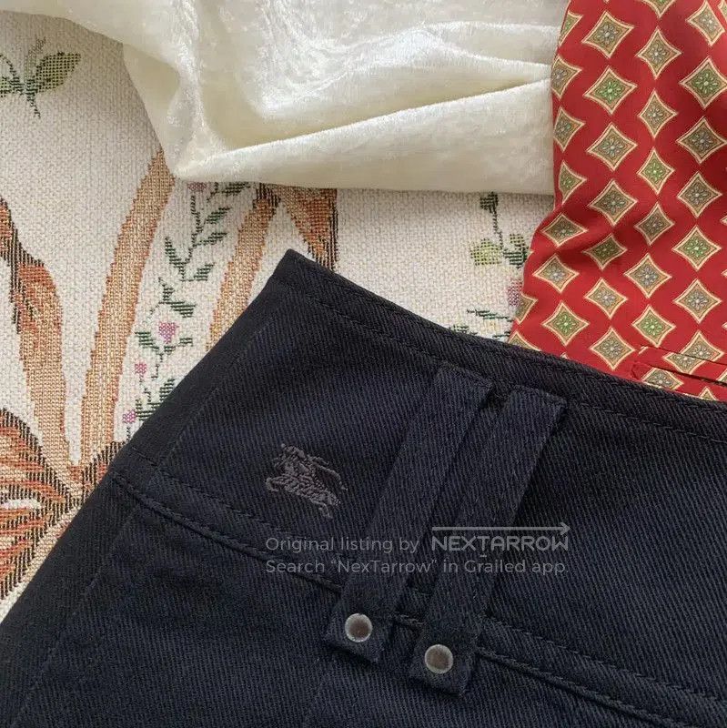 Burberry Burberry Pleated Black Cotton Mini Skirt. Size 23" - 2 Thumbnail