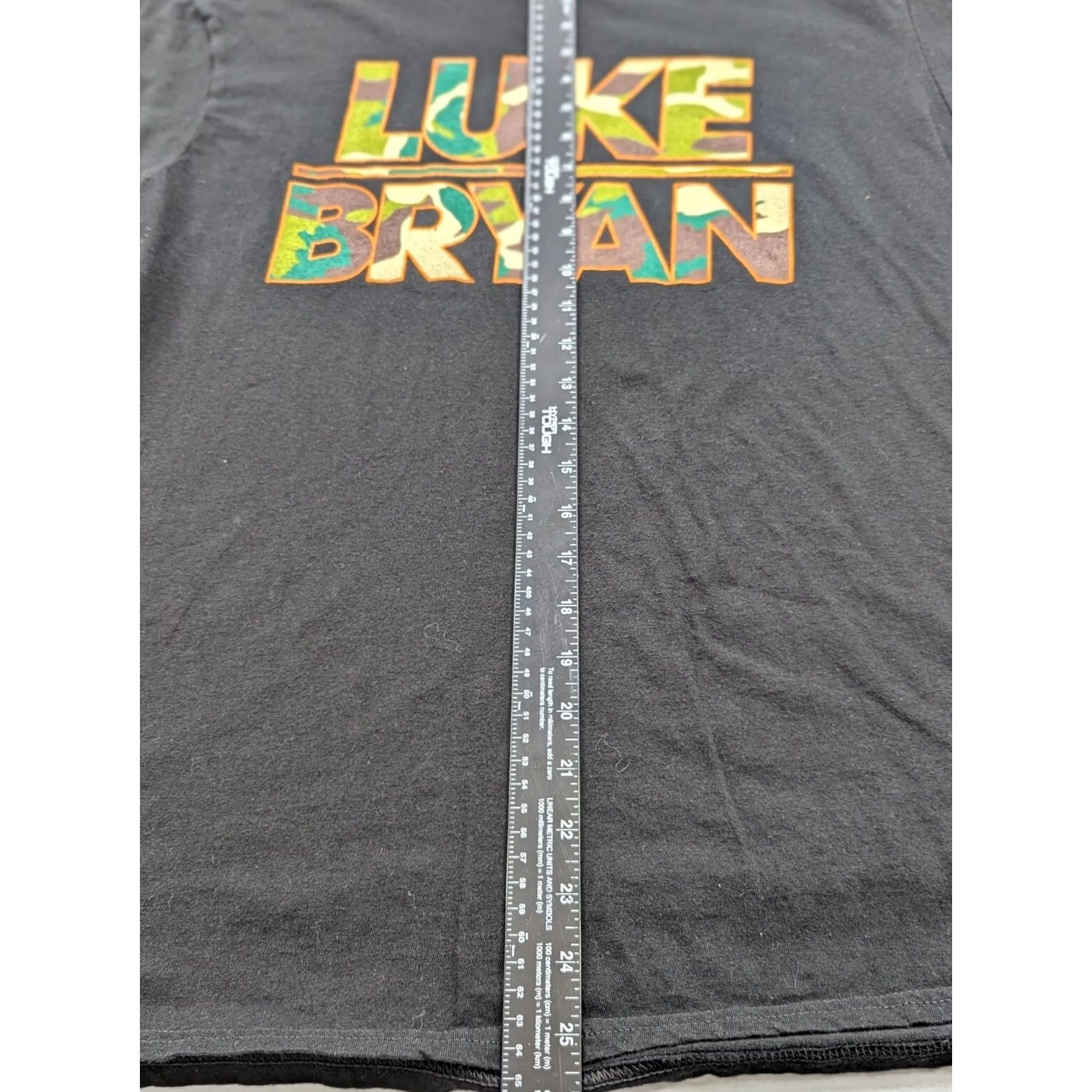 Vintage LUKE BRYAN 2018 What Makes You Country Black Tour Concert T-SHIRT M/L Shirt Unisex Adults Graphic Tee Kansas? Size US L / EU 52-54 / 3 - 4 Thumbnail