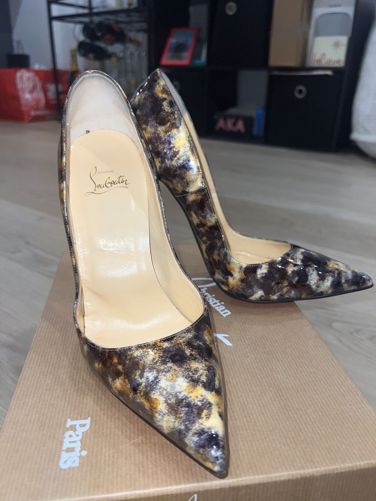Christian Louboutin Christian Louboutin So Kate “Vernis Mouchete” Size US 10.5 / IT 40.5 - 2 Thumbnail
