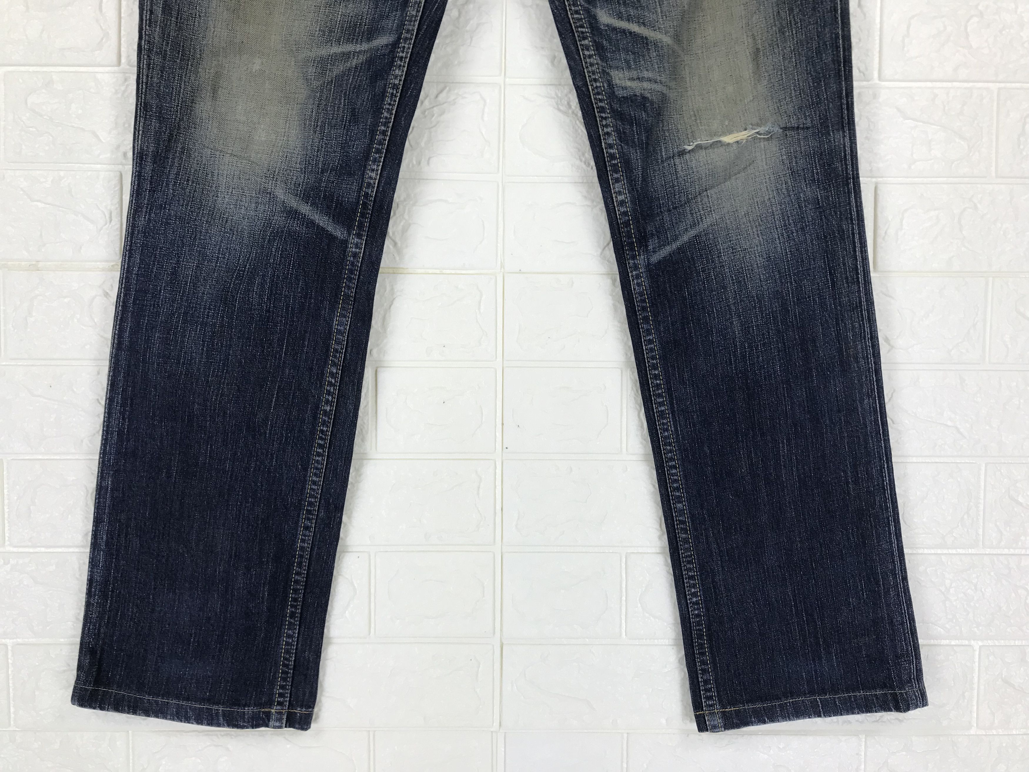 Levi's Vintage Levi's 511 Buckle Back Jeans Distressed Denim Size US 32 / EU 48 - 8 Thumbnail