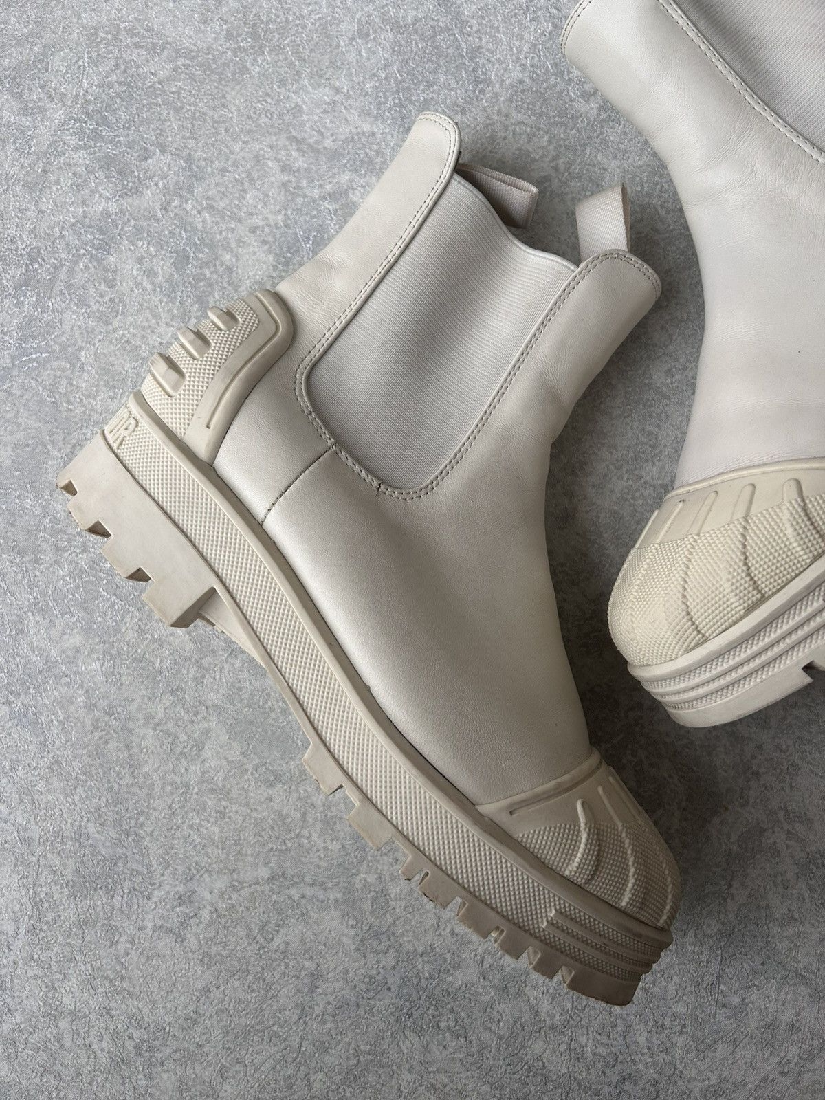 Dior Christian Dior Leather Chelsea Ankle Boots Size US 7 / IT 37 - 10 Thumbnail