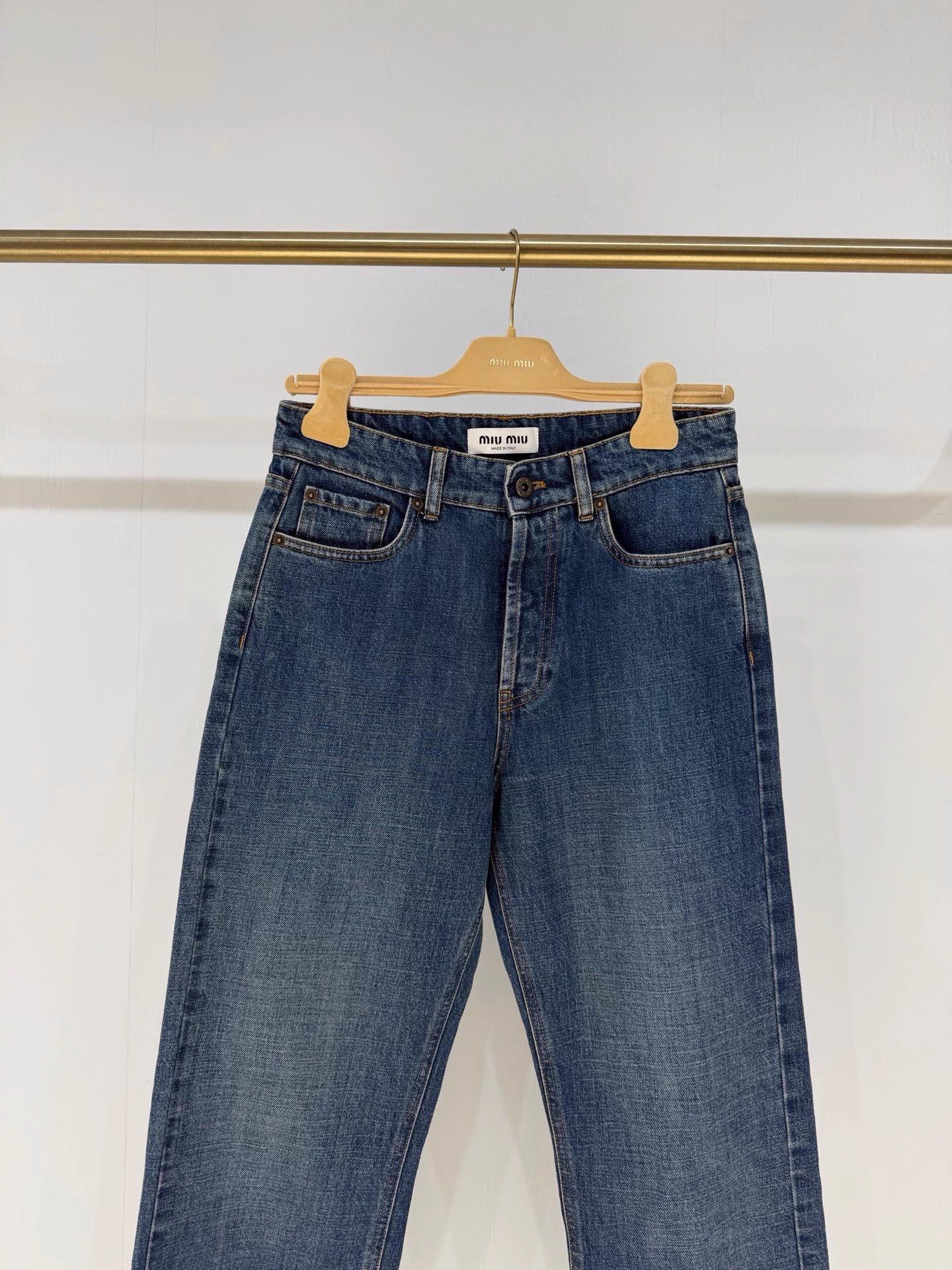 Miu Miu MIU MIU 25 New Classic 5 Pocket Logo Jeans 99% New Size 25" / US 0 / IT 36 - 5 Thumbnail