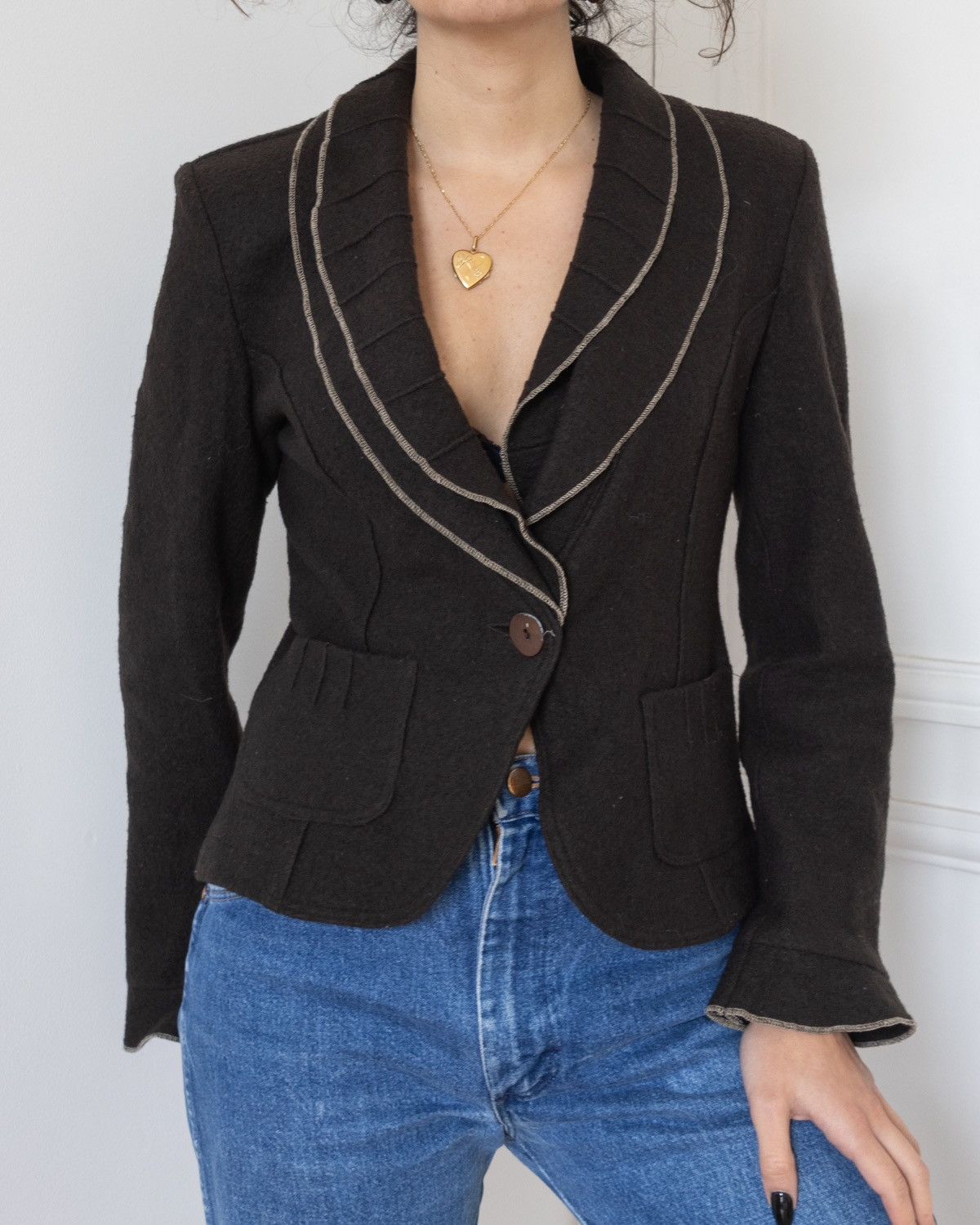 Vintage Vintage ruffles Mariely blazer 100% wool size M Size M / US 6-8 / IT 42-44 - 1 Thumbnail
