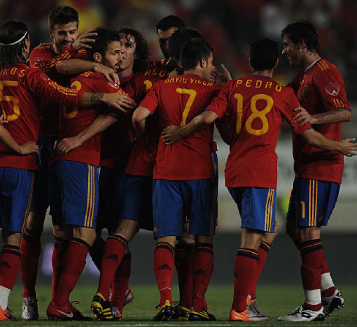 Adidas Spain 10/11 player issue home shirt #7 David Villa Size US L / EU 52-54 / 3 - 12 Thumbnail