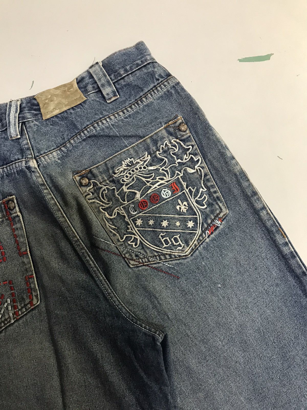 Coogi Vintage coogi embroidered denim jort Size US 36 / EU 52 - 12 Thumbnail