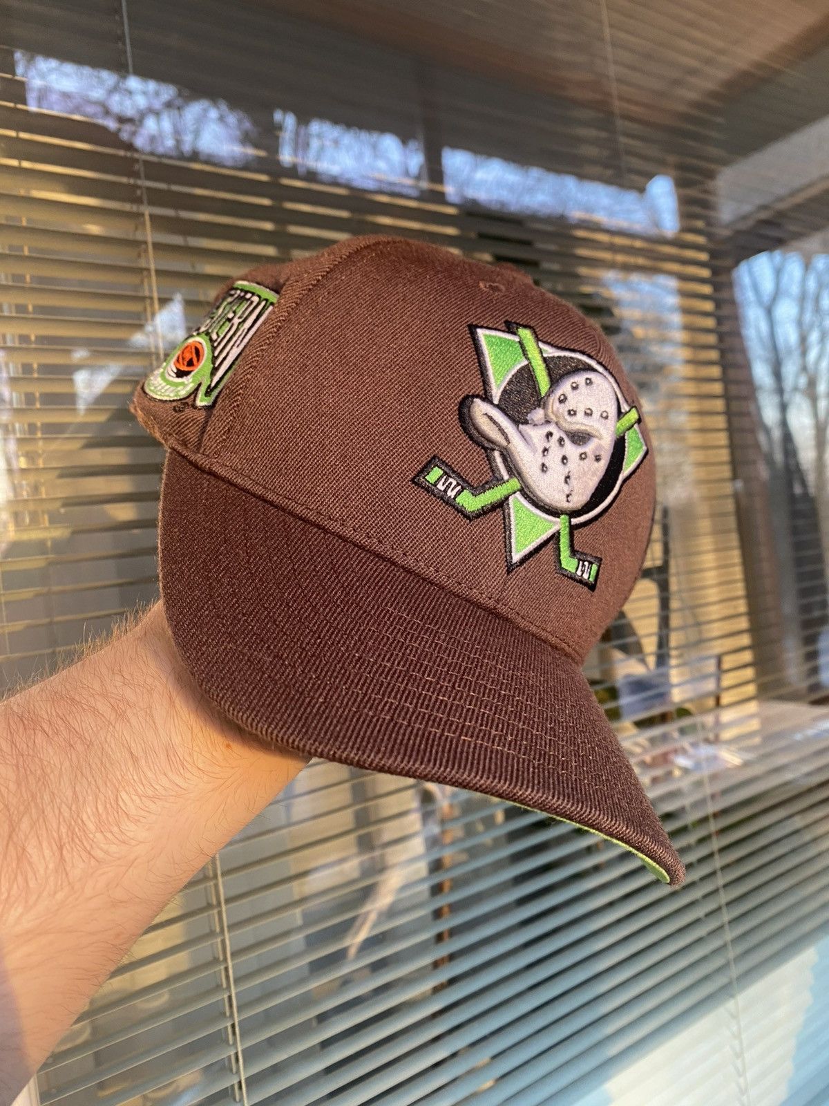 NHL Mitchell brown NHL Western cap streetwear hat Size ONE SIZE - 1 Thumbnail