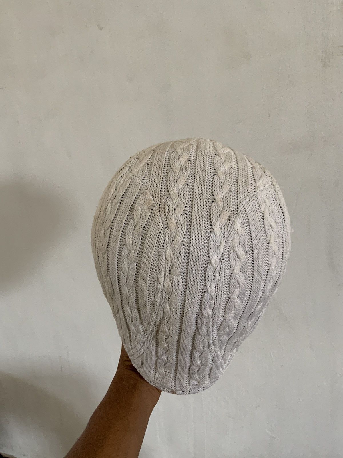 Japanese Brand Cross Stitch White Flat Baretta Hat Size ONE SIZE - 6 Thumbnail