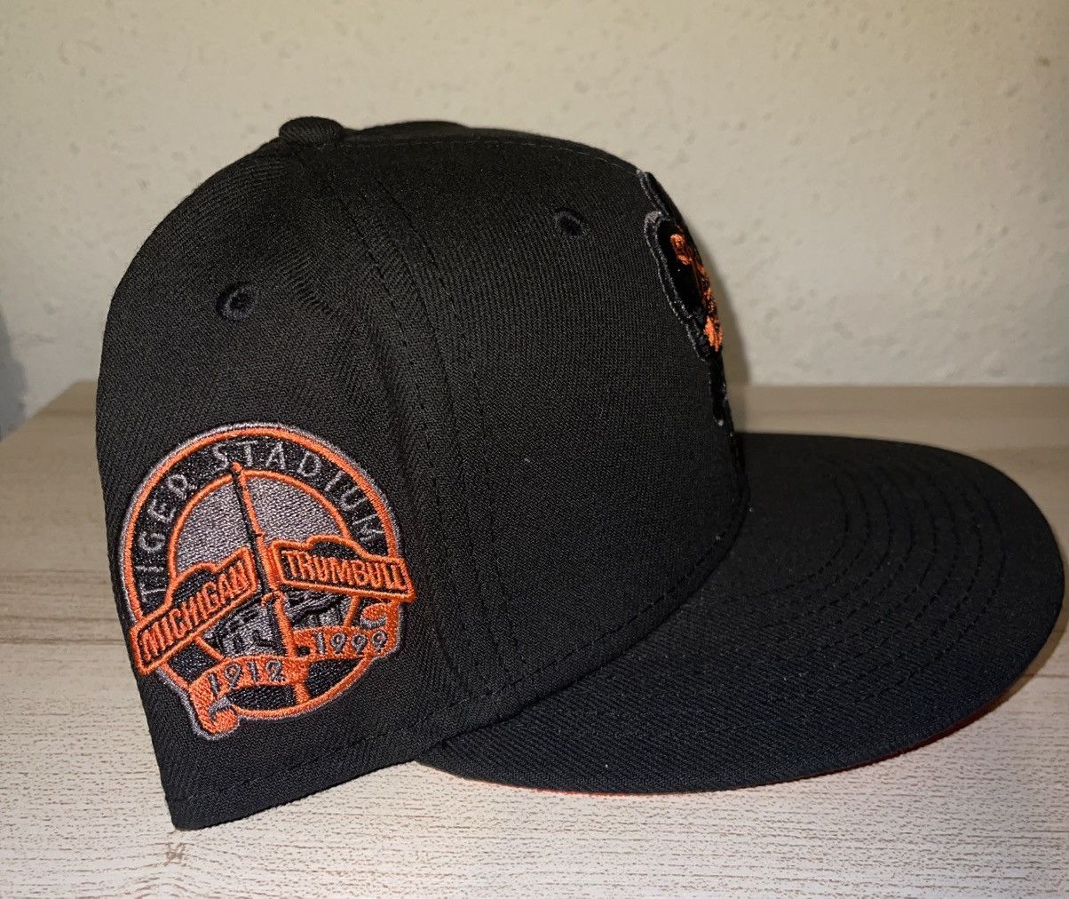 Lids × New Era Detroit tigers blackout fitted Size ONE SIZE - 2 Thumbnail