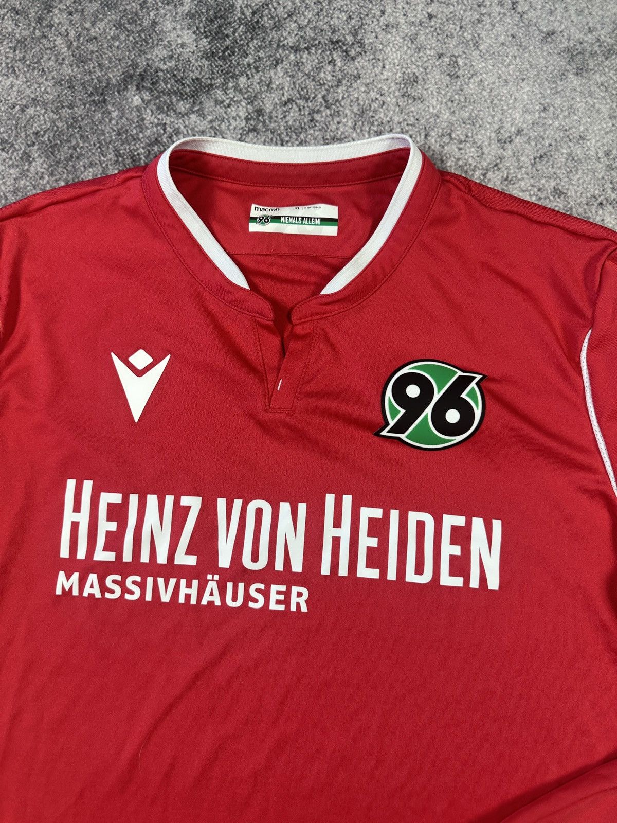 Macron Macron Hannover 96 Soccer Jersey Streetwear Rare VTg XL USA Size US XL / EU 56 / 4 - 3 Thumbnail