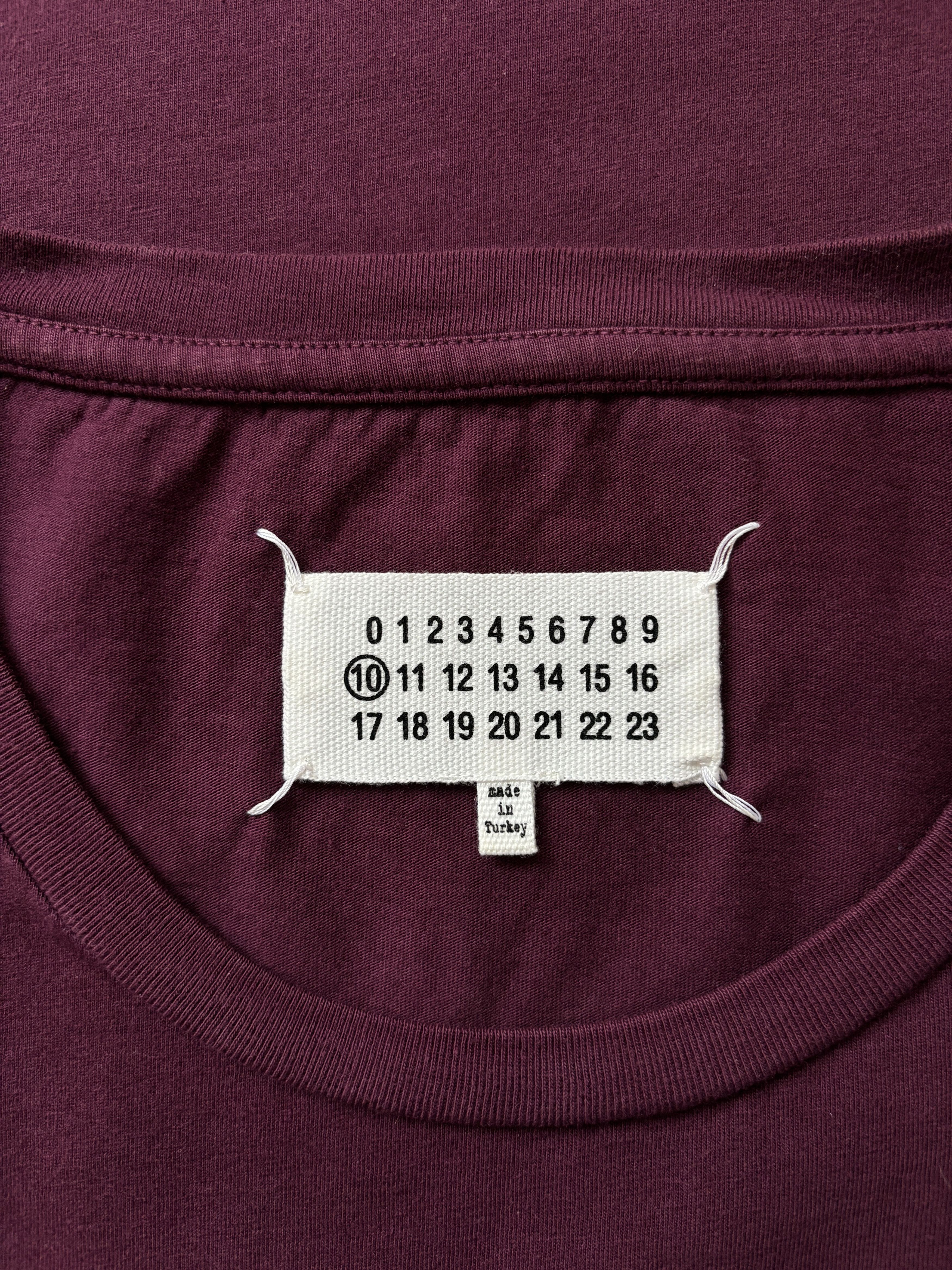 Maison Margiela 2017 Margiela Burgundy Short Sleeve T-Shirt Size US M / EU 48-50 / 2 - 3 Thumbnail