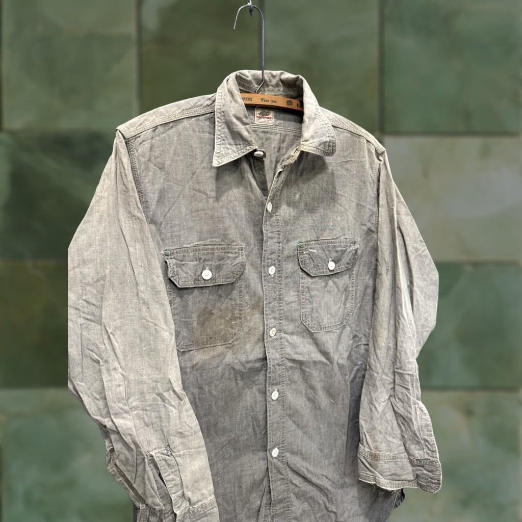 Vintage VINTAGE Allied Clothiers Gray Cotton Button-Up Shirt Men Large 40s decade Mens Size L Size US L / EU 52-54 / 3 - 1 Thumbnail