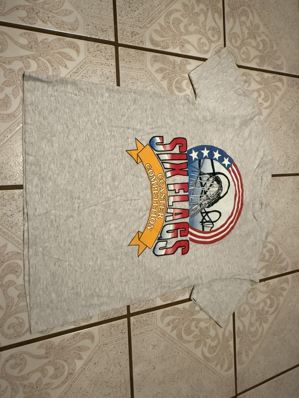 Vintage Vintage Six Flags // SOF TEE // Coaster competition // Size US M / EU 48-50 / 2 - 1 Thumbnail