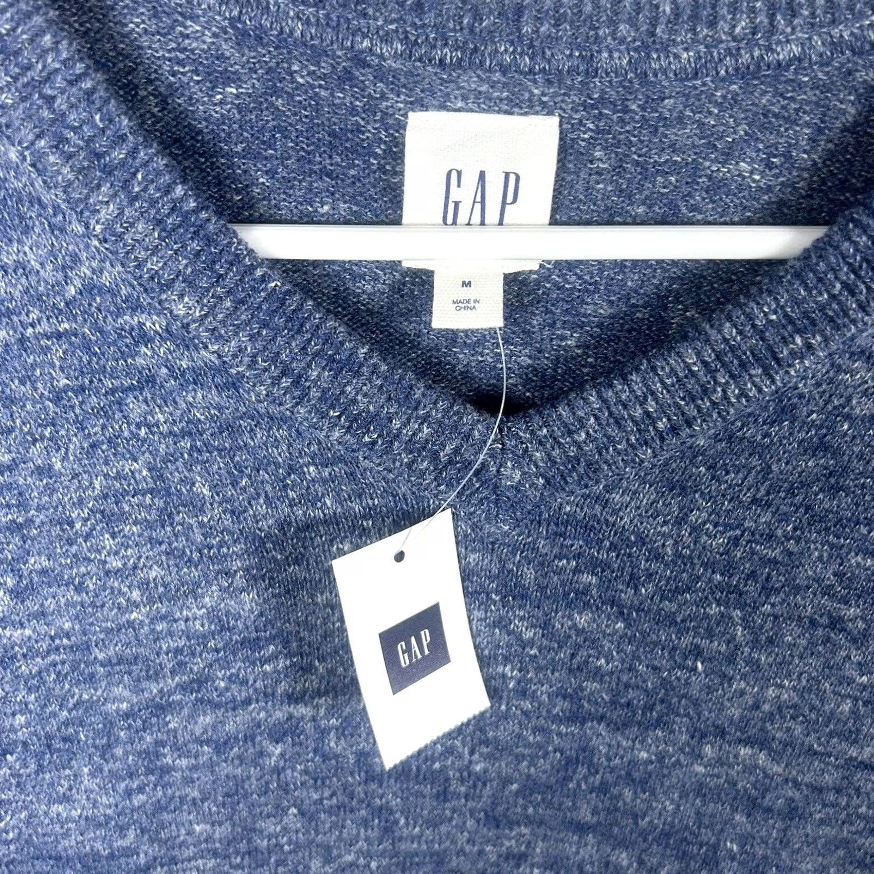 Gap Gap Men’s Blue V-Neck Lightweight Knit Cotton Blend Sweater Medium Size US M / EU 48-50 / 2 - 2 Thumbnail