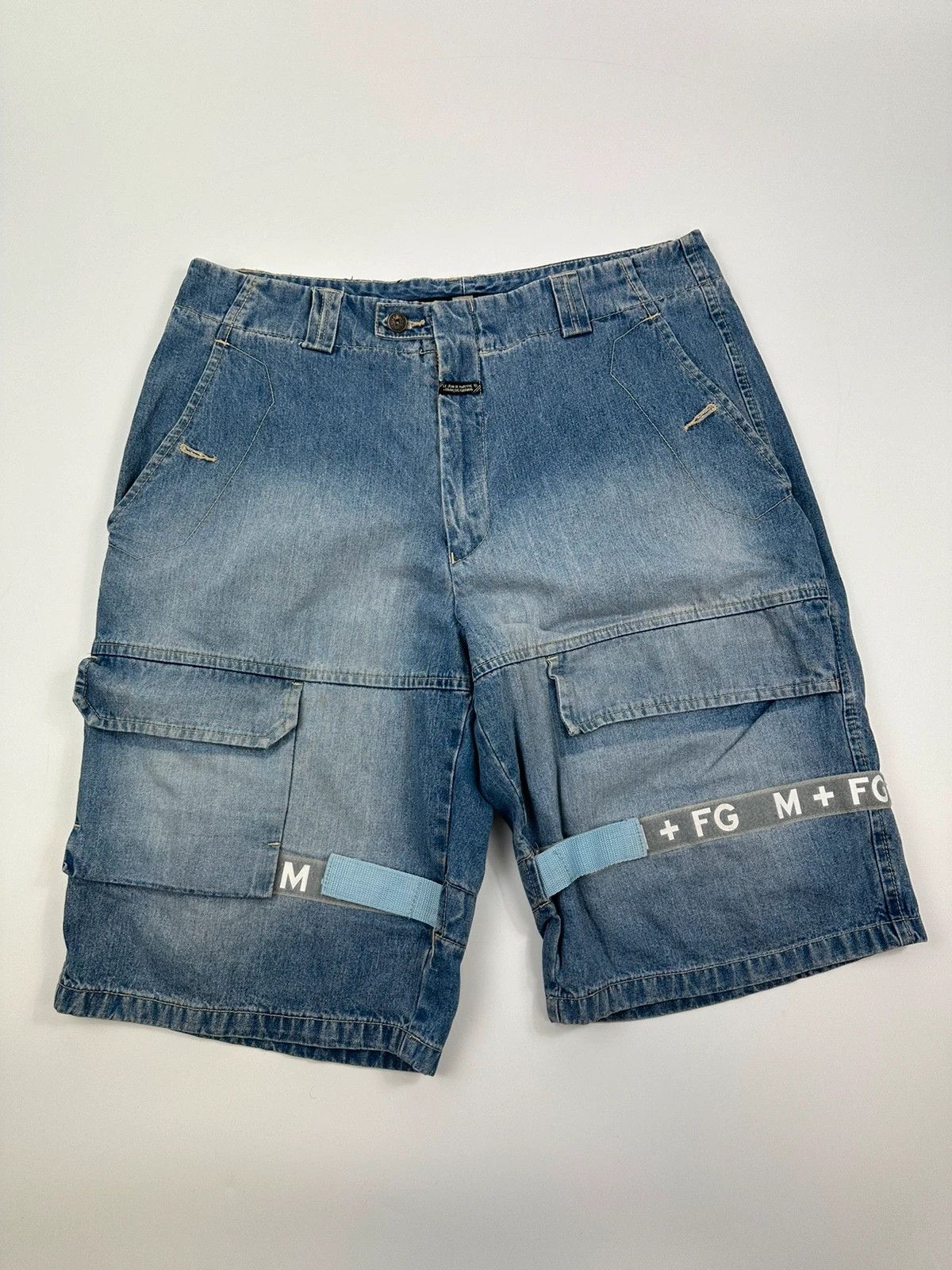 Marithe + Francois Girbaud Marithé + Francois Girbaud Wash Denim Baggy Short Jorts Size US 36 / EU 52 - 1 Thumbnail