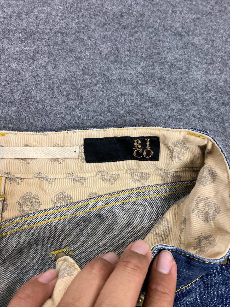 Japanese Brand rico jeans riri zipper distressed rework bondage denim Size 32" / US 10 / IT 46 - 13 Thumbnail