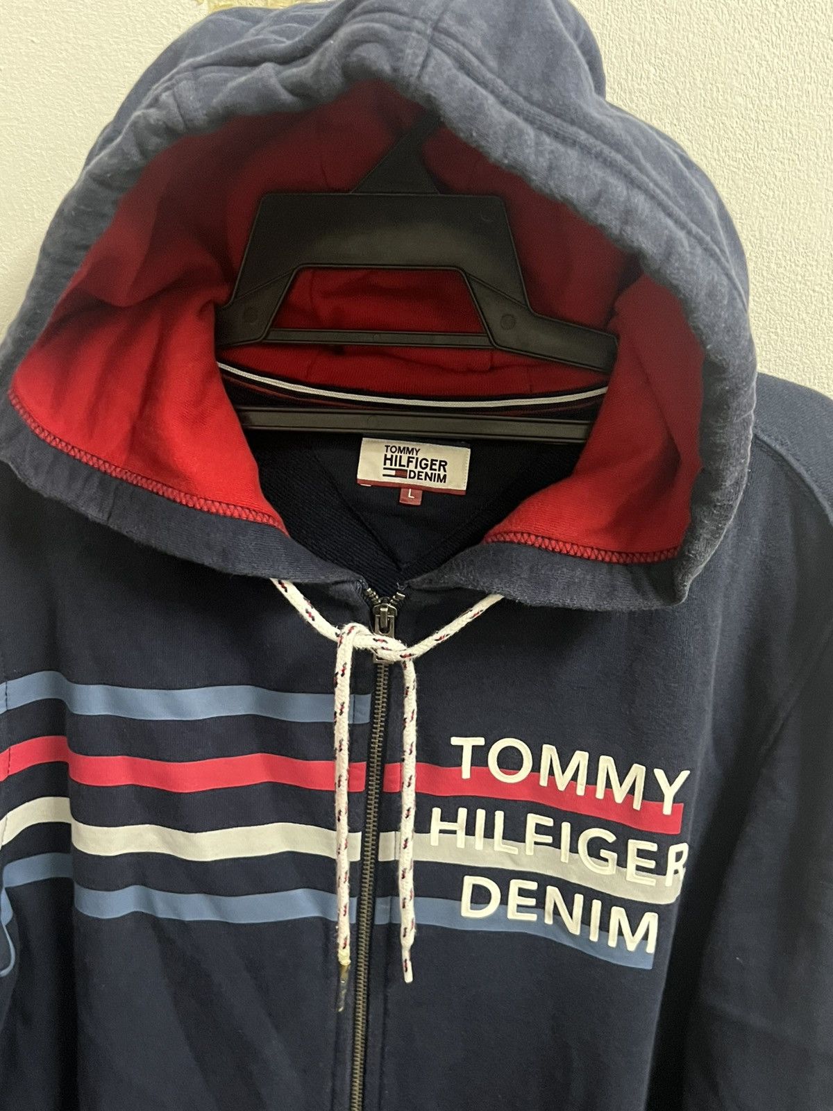 Tommy Hilfiger Tommy Hilfiger sweater hoodie spell out multicolour Size US L / EU 52-54 / 3 - 2 Thumbnail