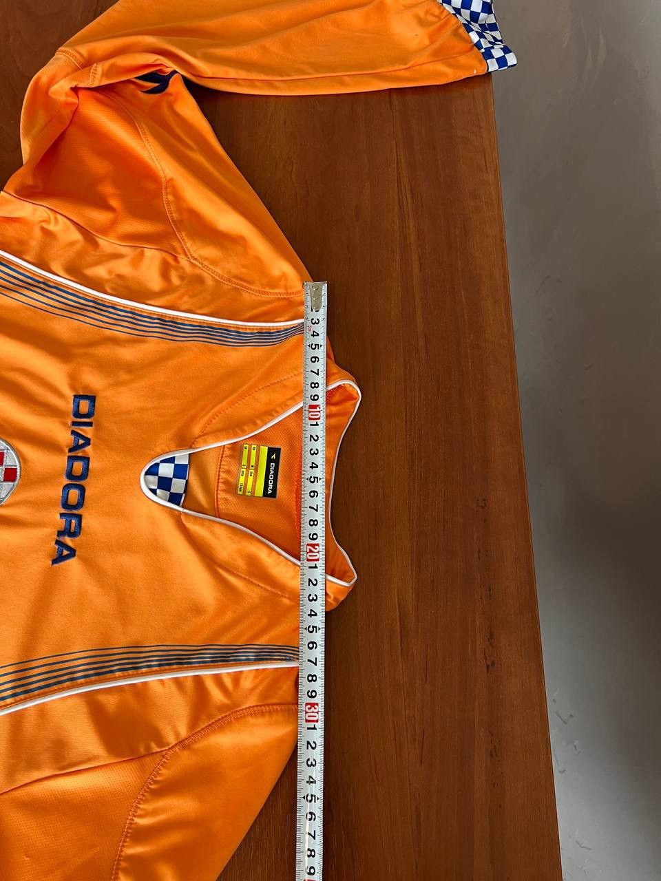 Vintage 2007/9 DINAMO ZAGREB #4 MATCH WORN DIADORA SOCCER JERSEY SzM Size US M / EU 48-50 / 2 - 13 Thumbnail