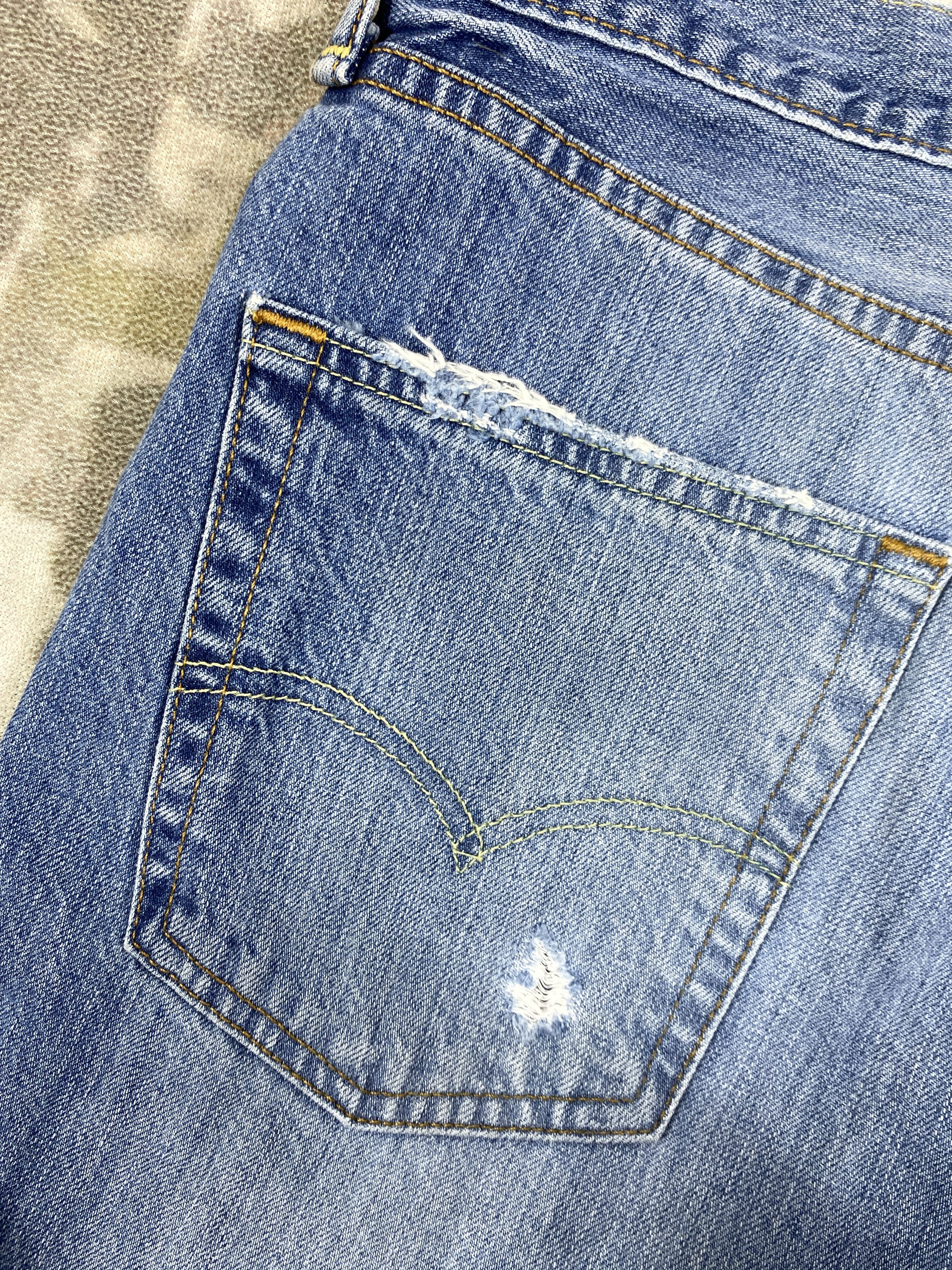 Levi's Distressed Blue Vintage Levi's 514 35x32 Denim -SJ133 Size US 35 - 14 Thumbnail