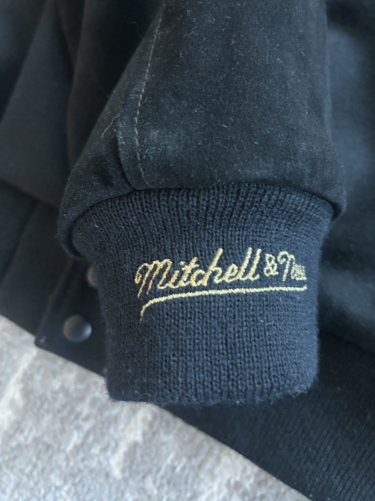 Mitchell & Ness × October's Very Own 2013 OVO x Mitchell&Ness x Toronto Raptors Varsity Size US L / EU 52-54 / 3 - 4 Thumbnail