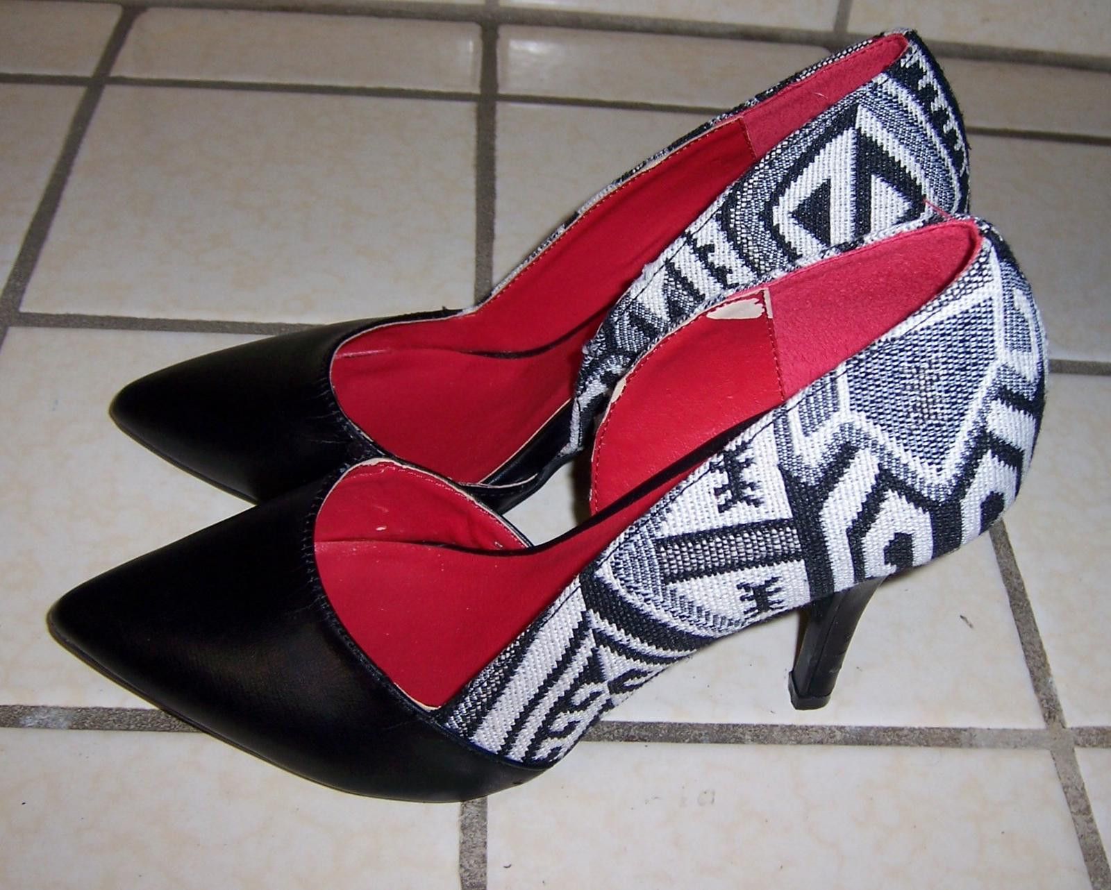 Chinese Laundry Chinese Laundry Sparks Fly Tribal Print Heels - Size 7 Size US 7 / IT 37 - 1 Thumbnail