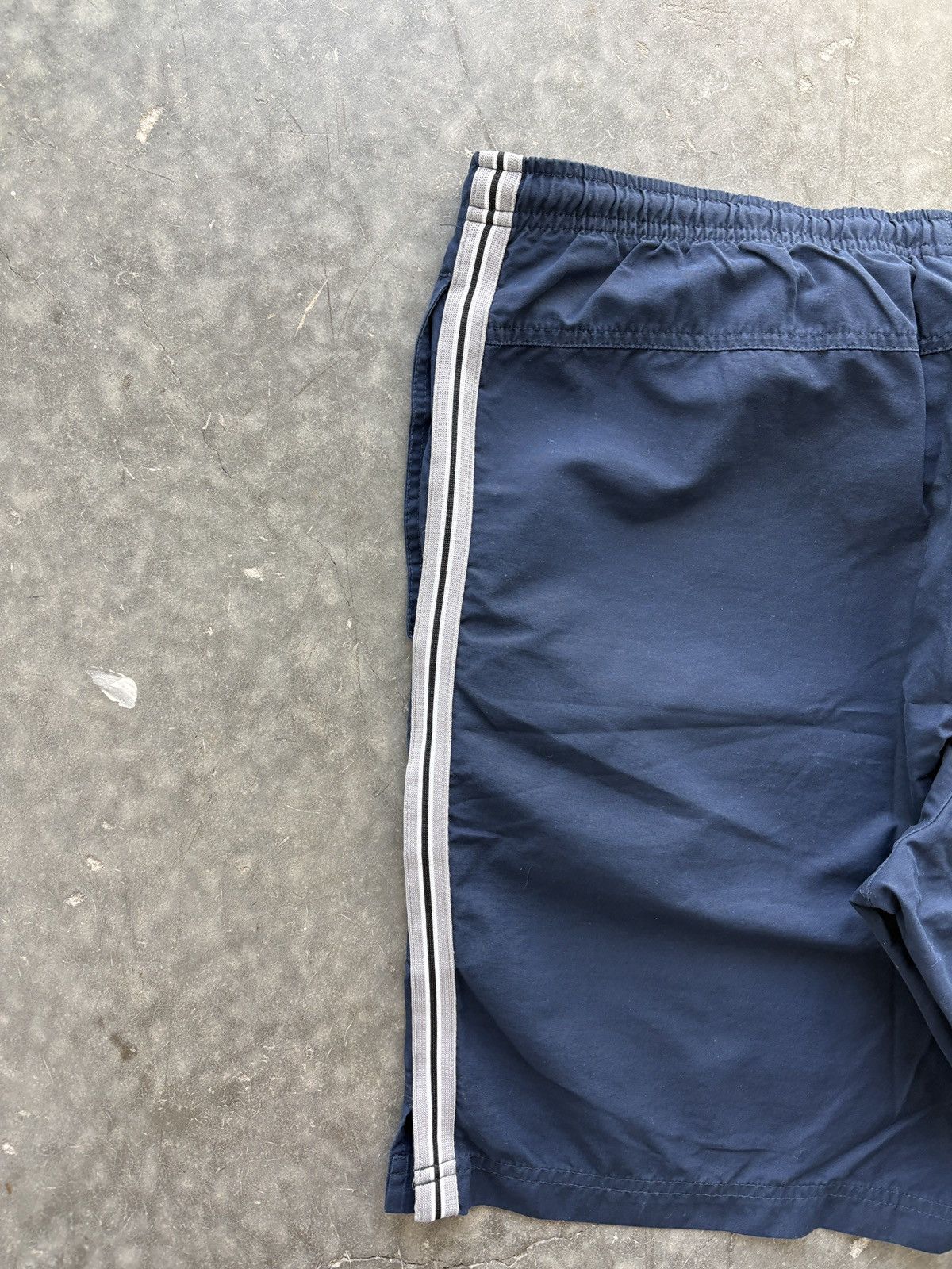 Nike Vintage Y2K Nike Shorts Skater Style Nylon Baggy Size US 38 / EU 54 - 6 Thumbnail