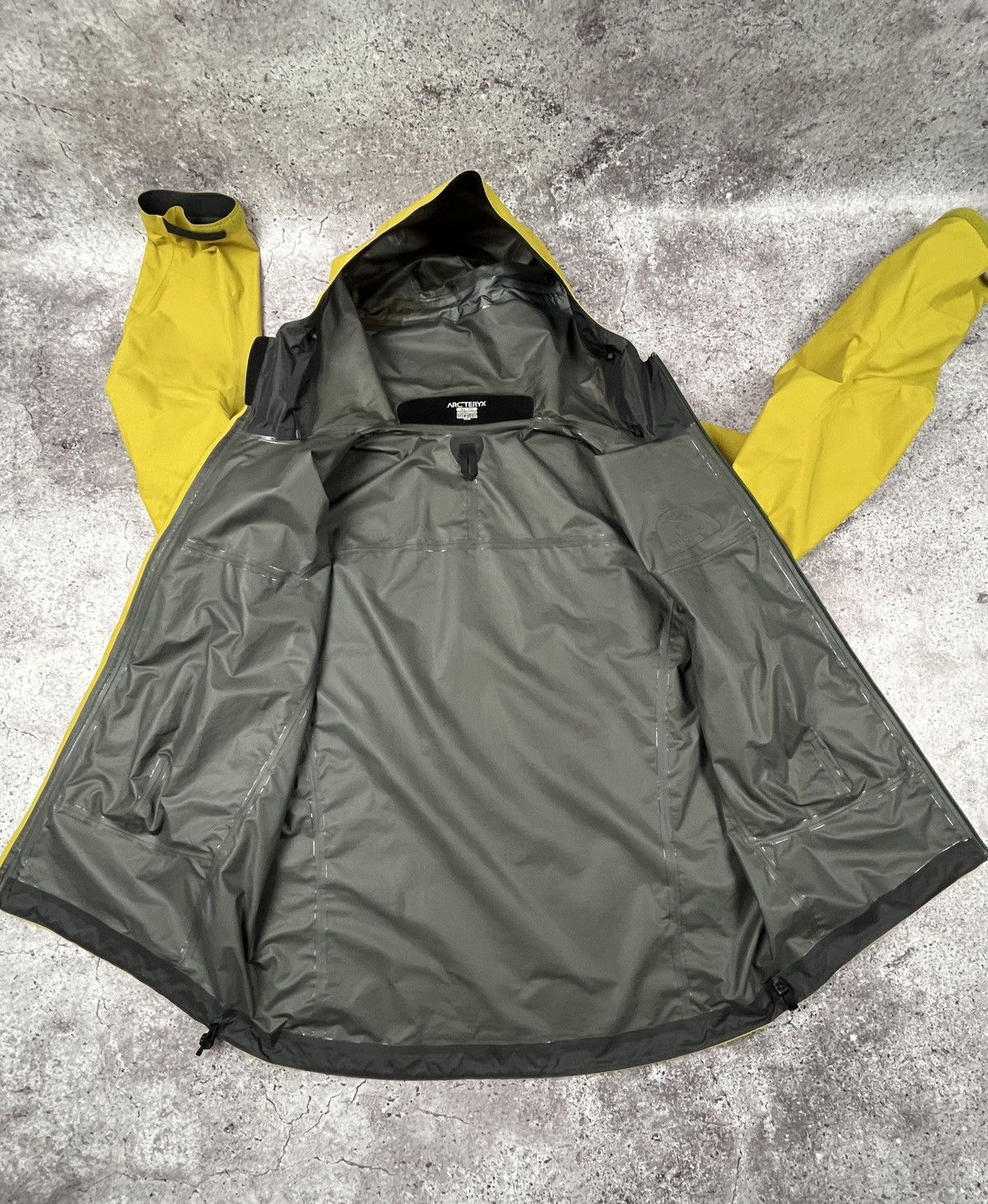 Arc'teryx × Goretex Arc’teryx BETA SL Jacket Men’s Size US XL / EU 56 / 4 - 7 Thumbnail