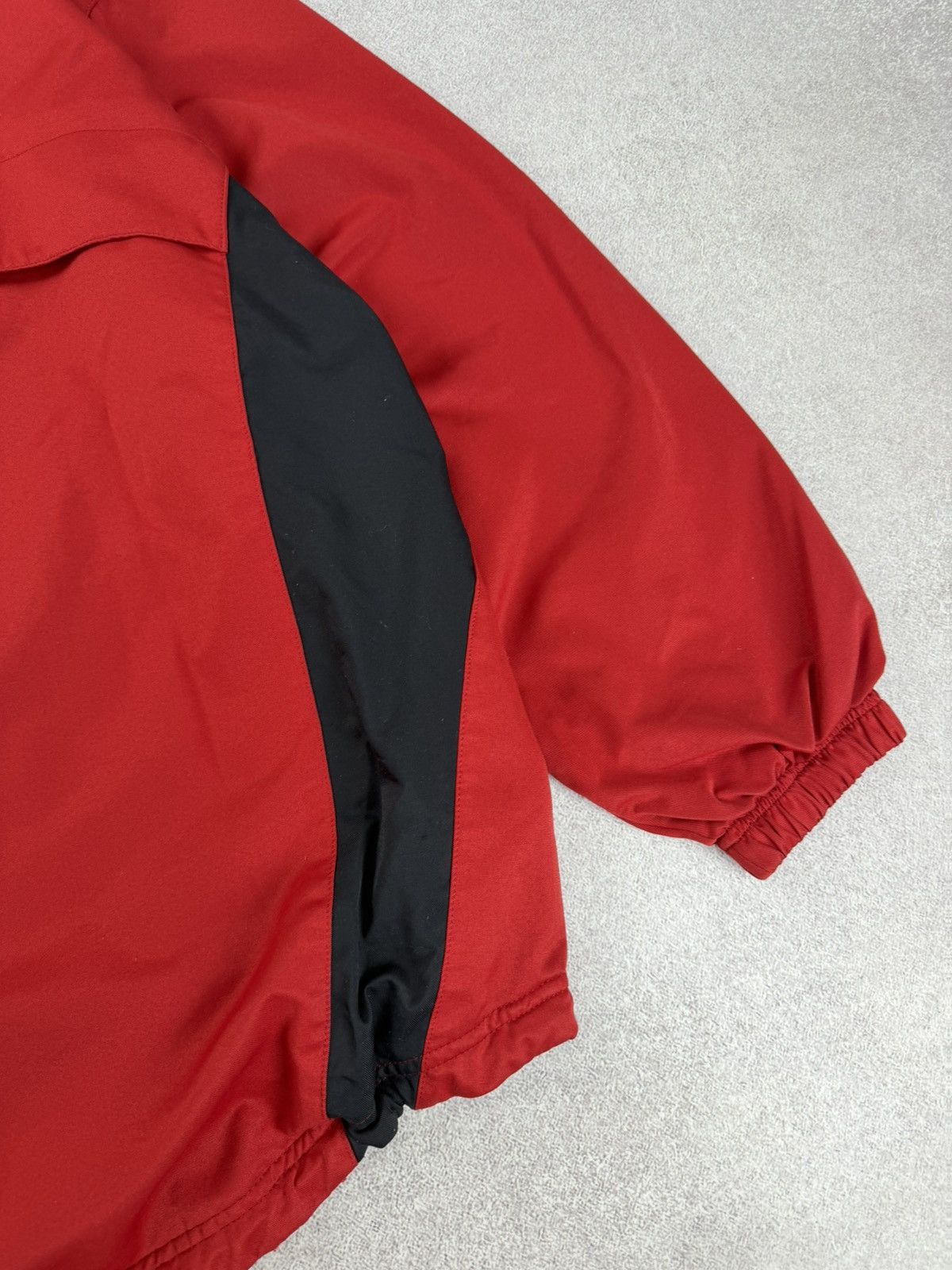 Nike Vintage Nike Full Zip Windbreaker Jacket Size M Size US M / EU 48-50 / 2 - 13 Thumbnail