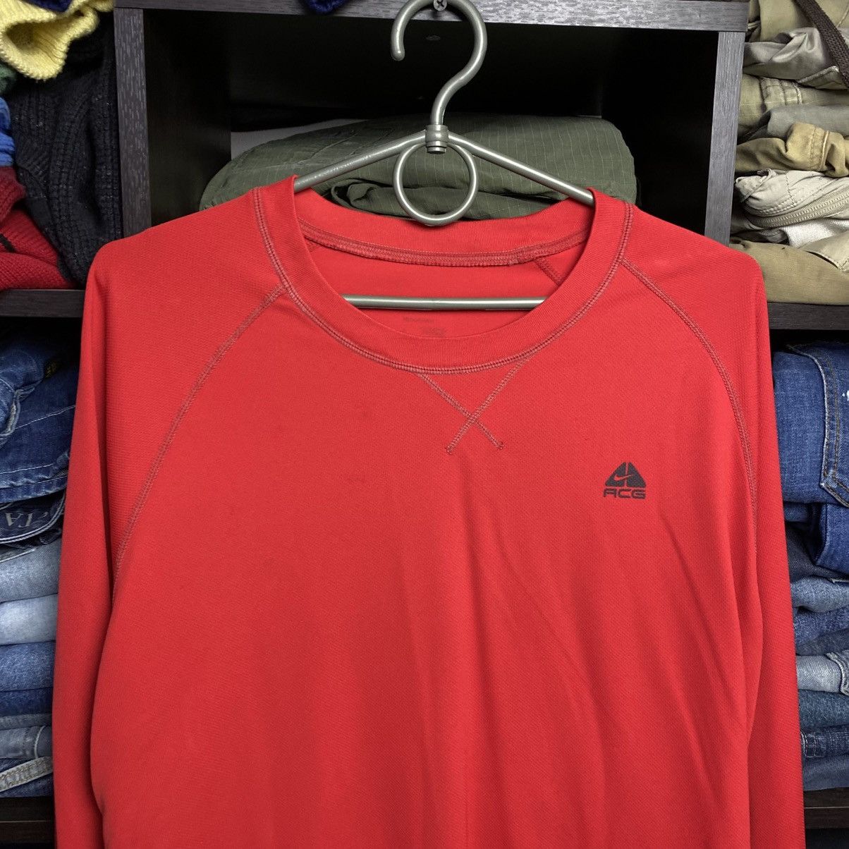 Nike ACG Vintage Nike Acg Small logo y2k dri fit longsleeve size L Size US L / EU 52-54 / 3 - 2 Thumbnail