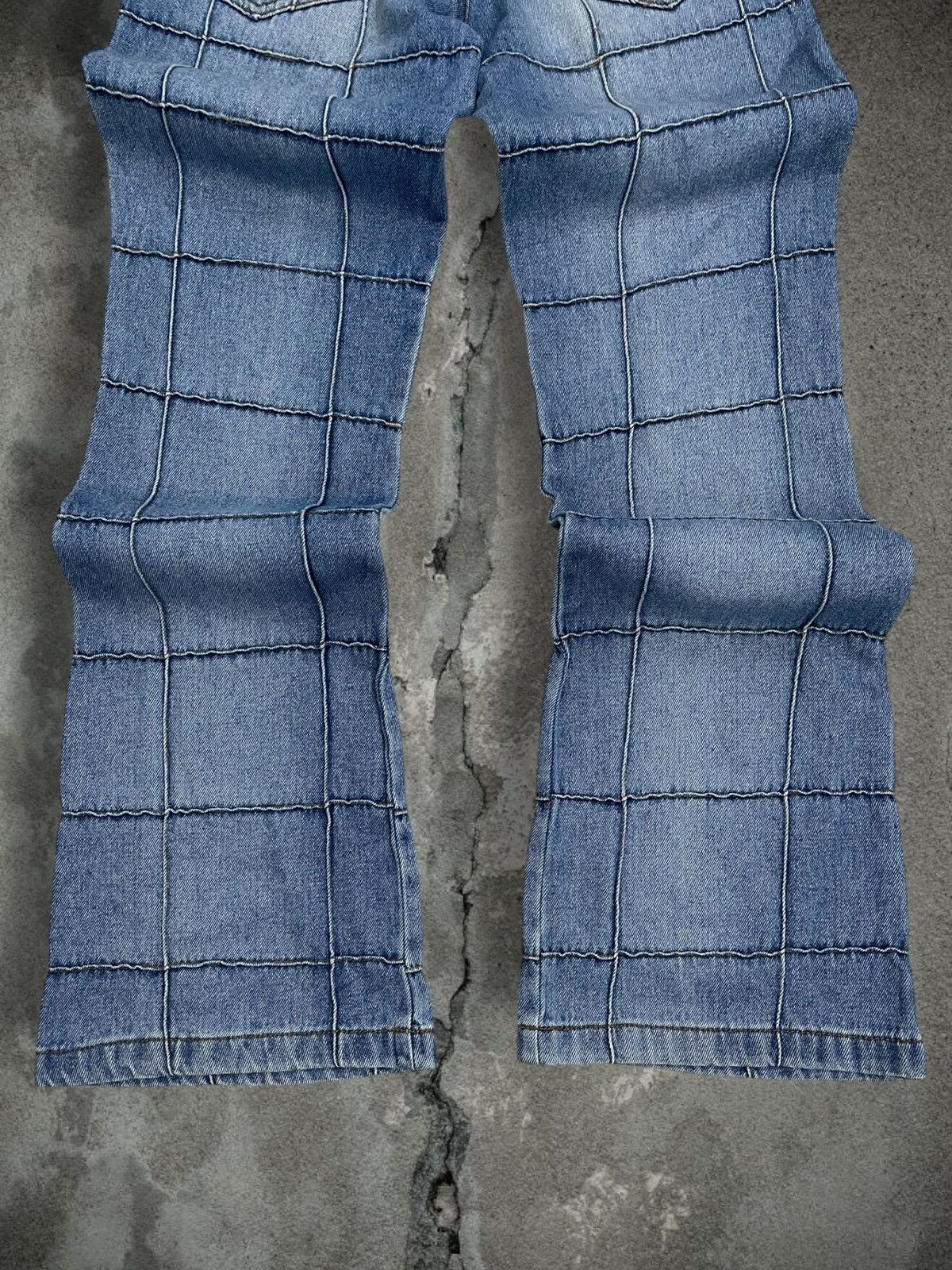 In The Attic Vintage 90s Designer NewSports Usa Super Kinky Flared Denim Size US 27 - 11 Thumbnail