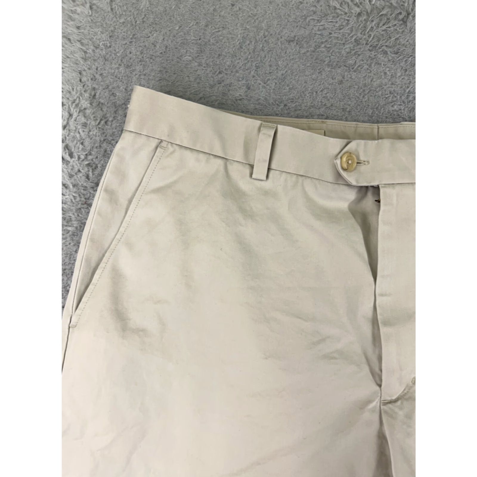 Nordstrom John W Nordstrom Shorts Mens 35 Beige Khaki Golf 100% Supima Cotton Golfer - Chino, Lightweight, Casual, Travel, Workwear - Beige Mens 35 Size US 35 - 4 Thumbnail