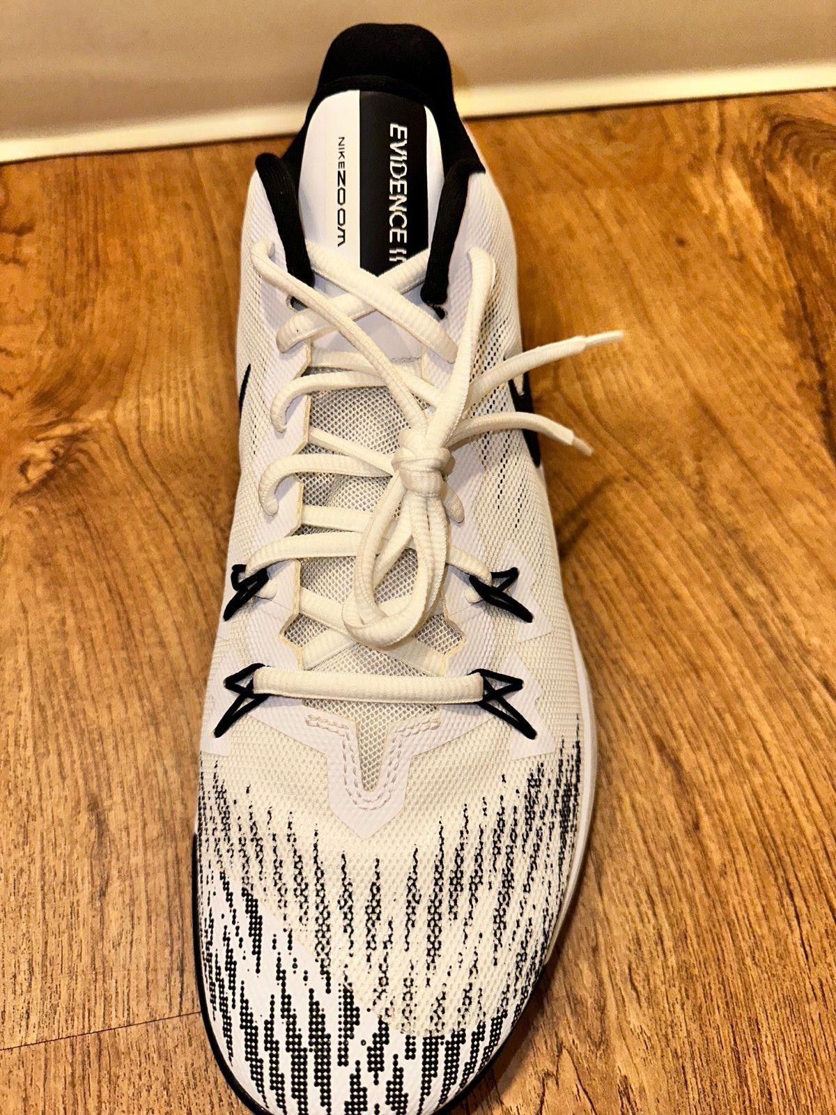 Nike Nike Zoom Evidence 2 White Sample Size US 9 / EU 42 - 10 Thumbnail