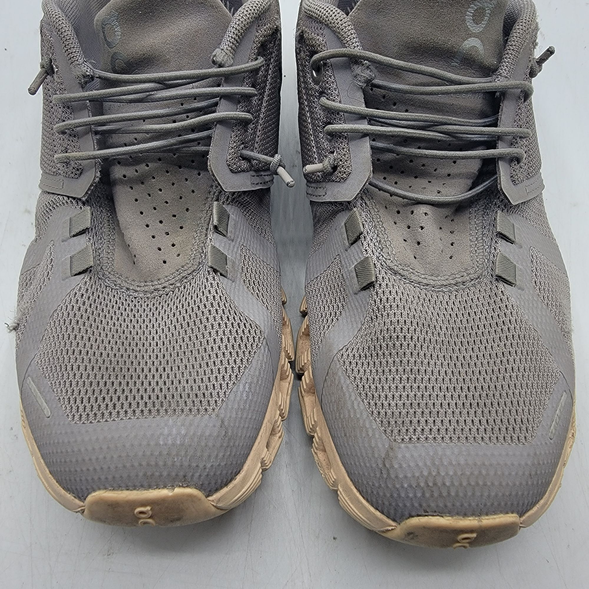 ON Cloud 5 Zinc Shell Womens 7 Gray Athletic Shoes Lightweig