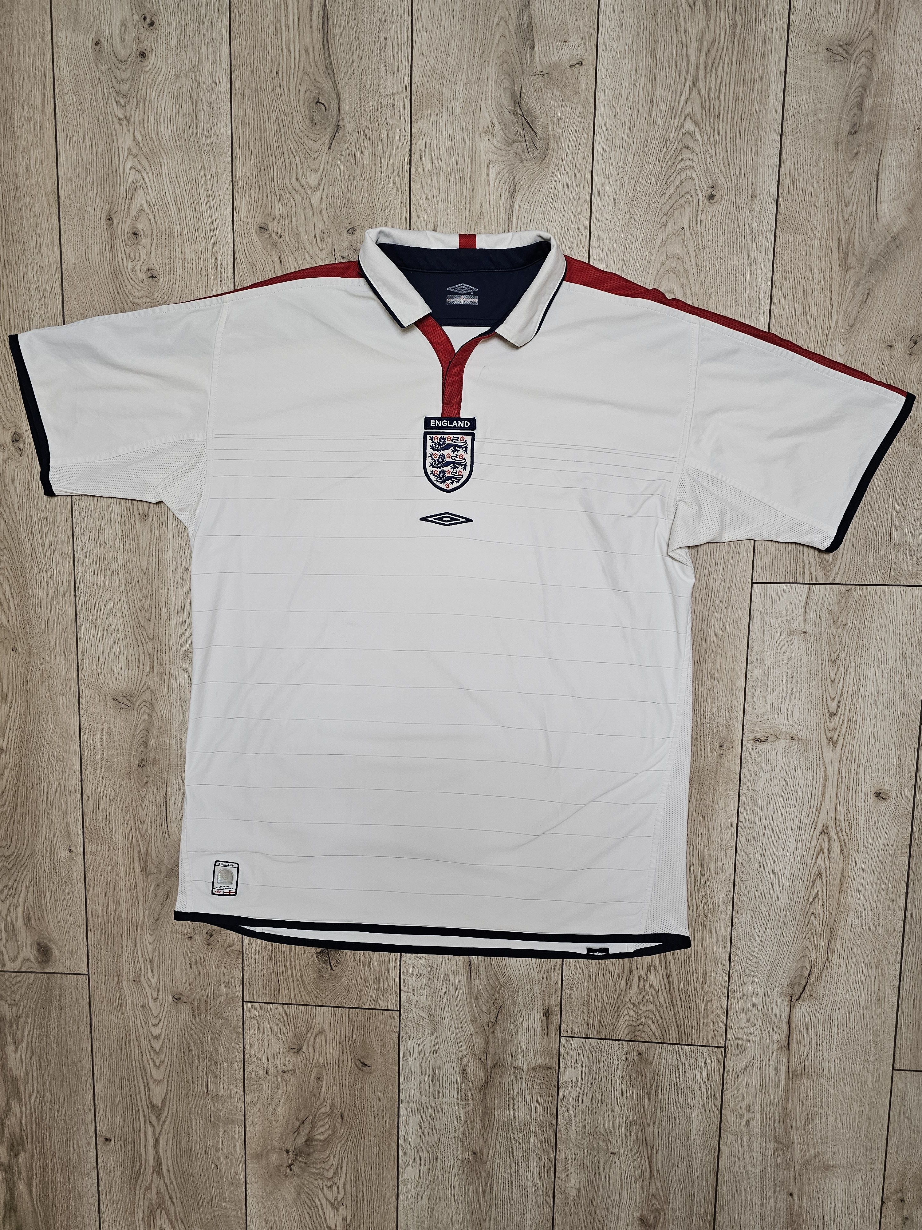 All Sport × Umbro × Vintage ENGLAND 2003 2005 HOME FOOTBALL SHIRT SOCCER JERSEY Size US XL / EU 56 / 4 - 3 Thumbnail