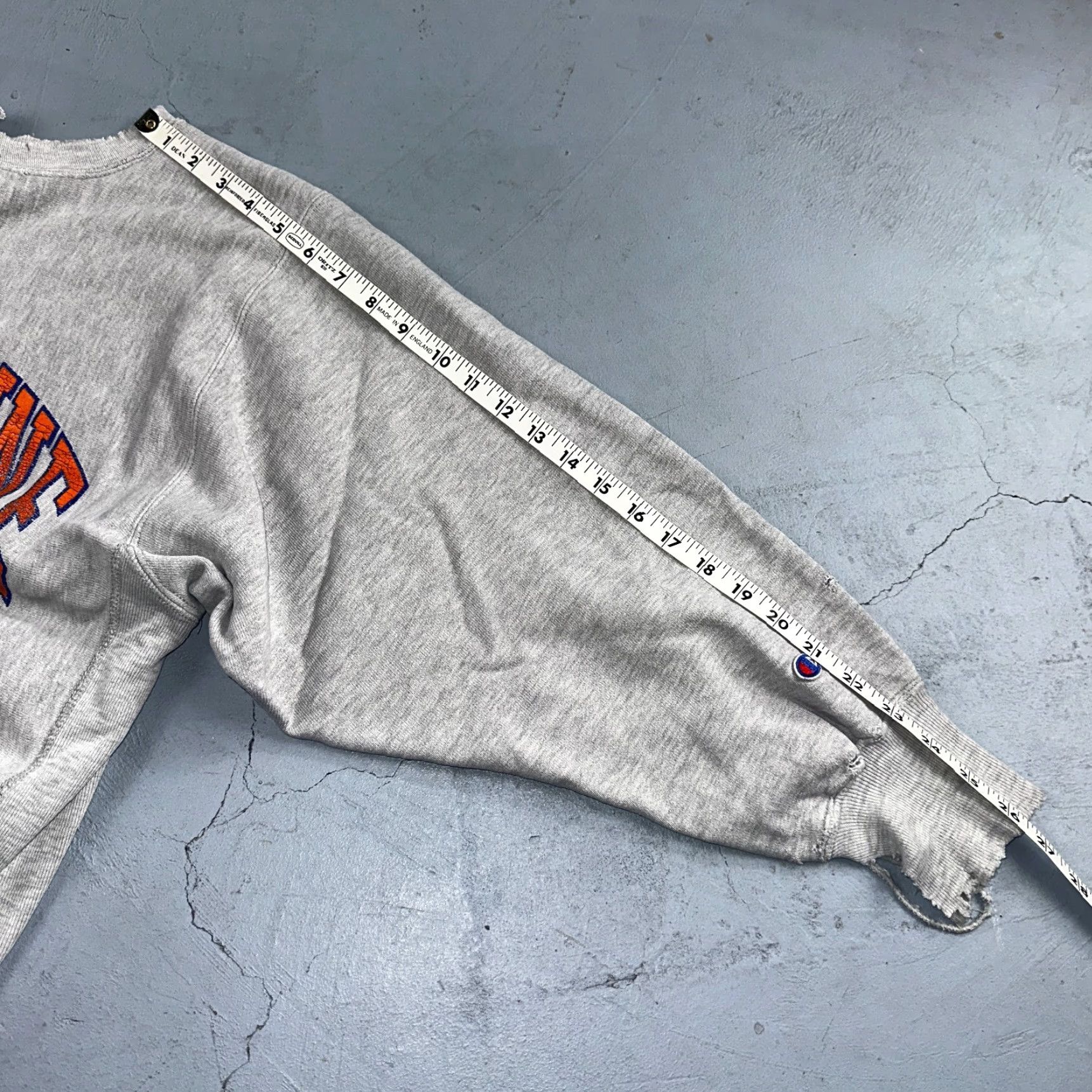 Champion VINTAGE Champion Reverse Weave Sweatshirt Men Medium Gray 80s 90s California USA Outdoor Sports Athletic Size US M / EU 48-50 / 2 - 6 Thumbnail