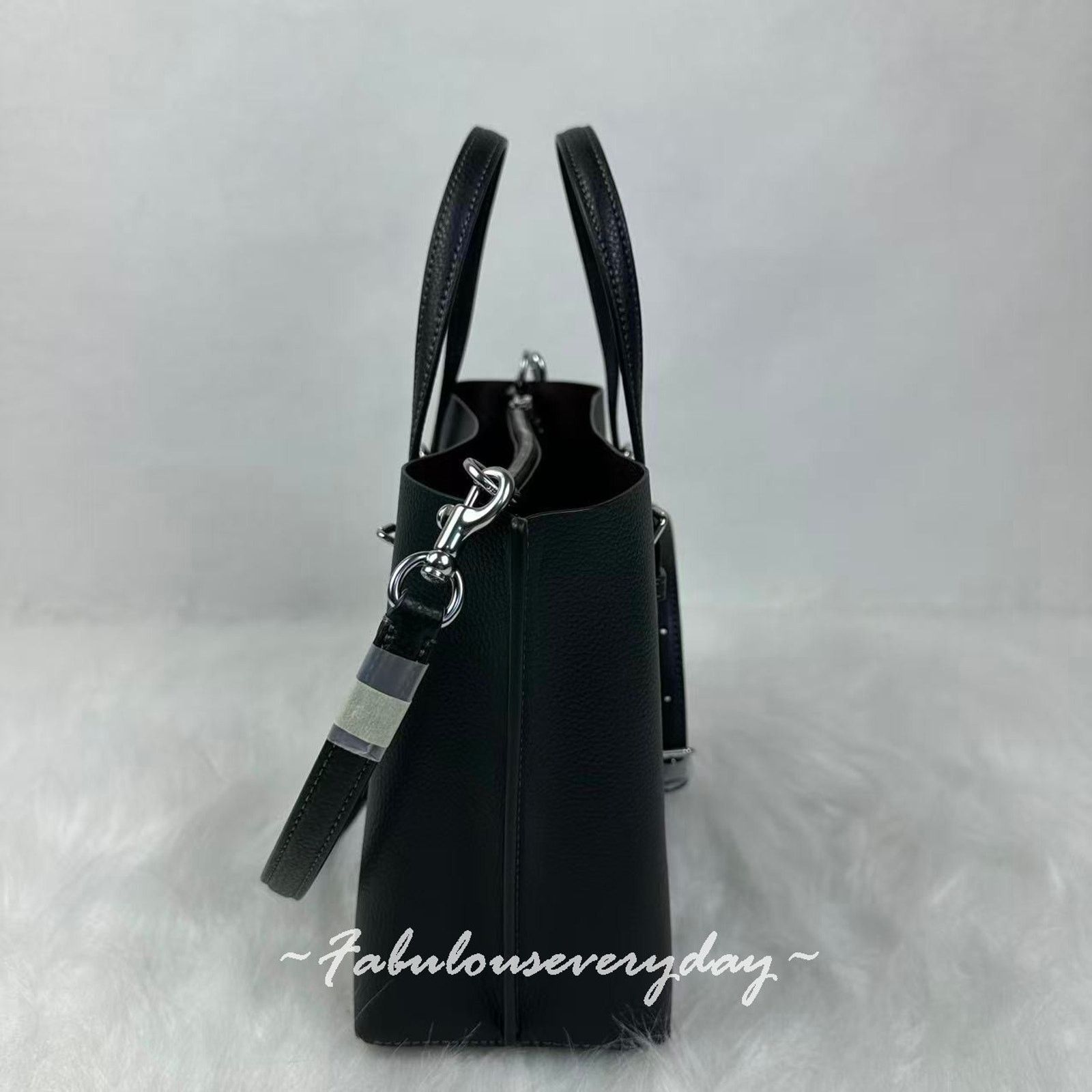 Coach Coach Mollie Tote Bag 25 Crossbody Leather/Black CV966 NWT Size ONE SIZE - 2 Thumbnail