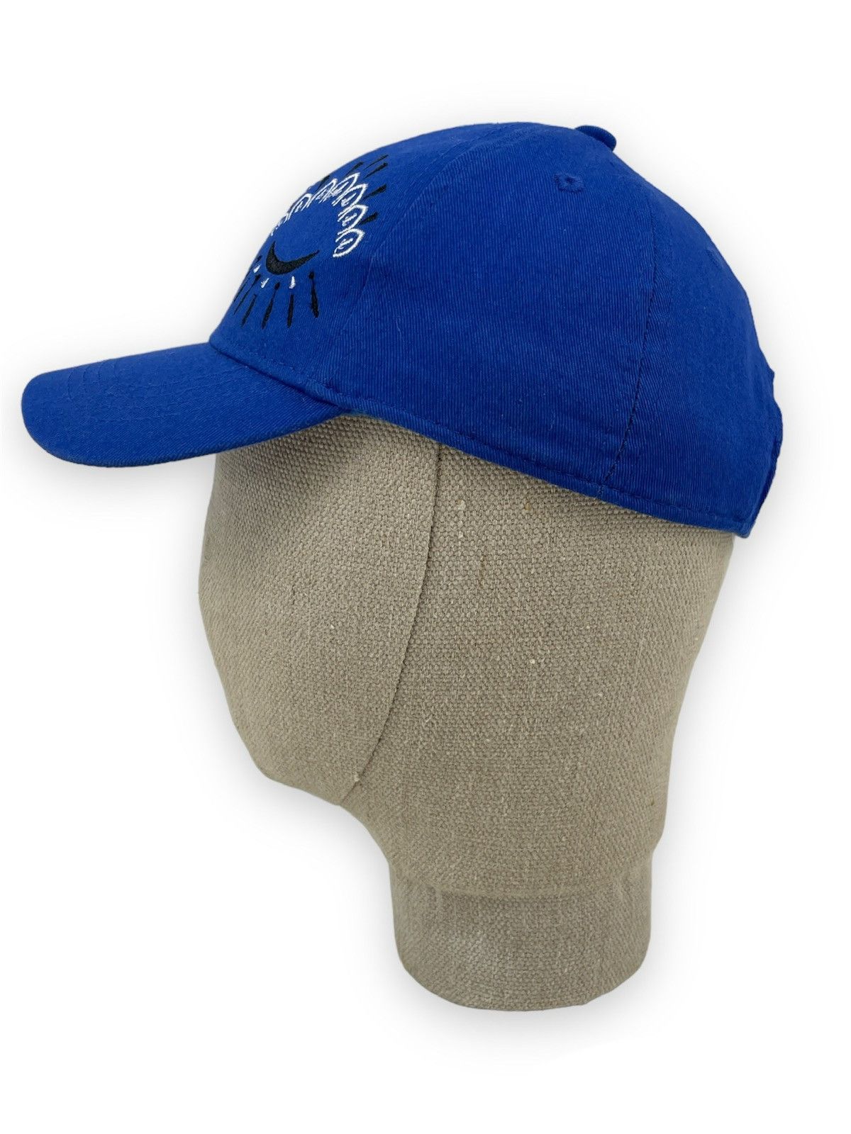 Kenzo Unisex Kid’s KENZO Embroidered Blink Eye Baseball 6-Panel Cap Adjustable Hat Size 26 - 5 Thumbnail