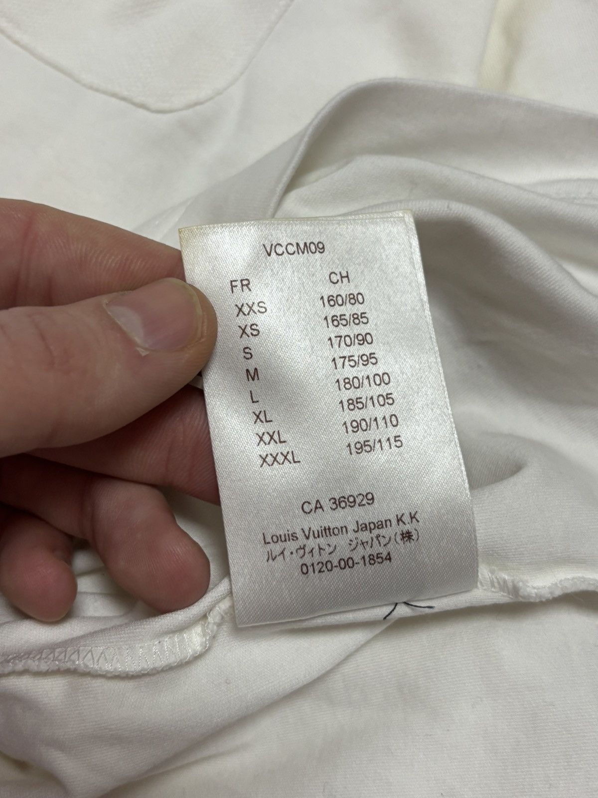 Louis Vuitton Louis Vuitton Size US M / EU 48-50 / 2 - 9 Thumbnail
