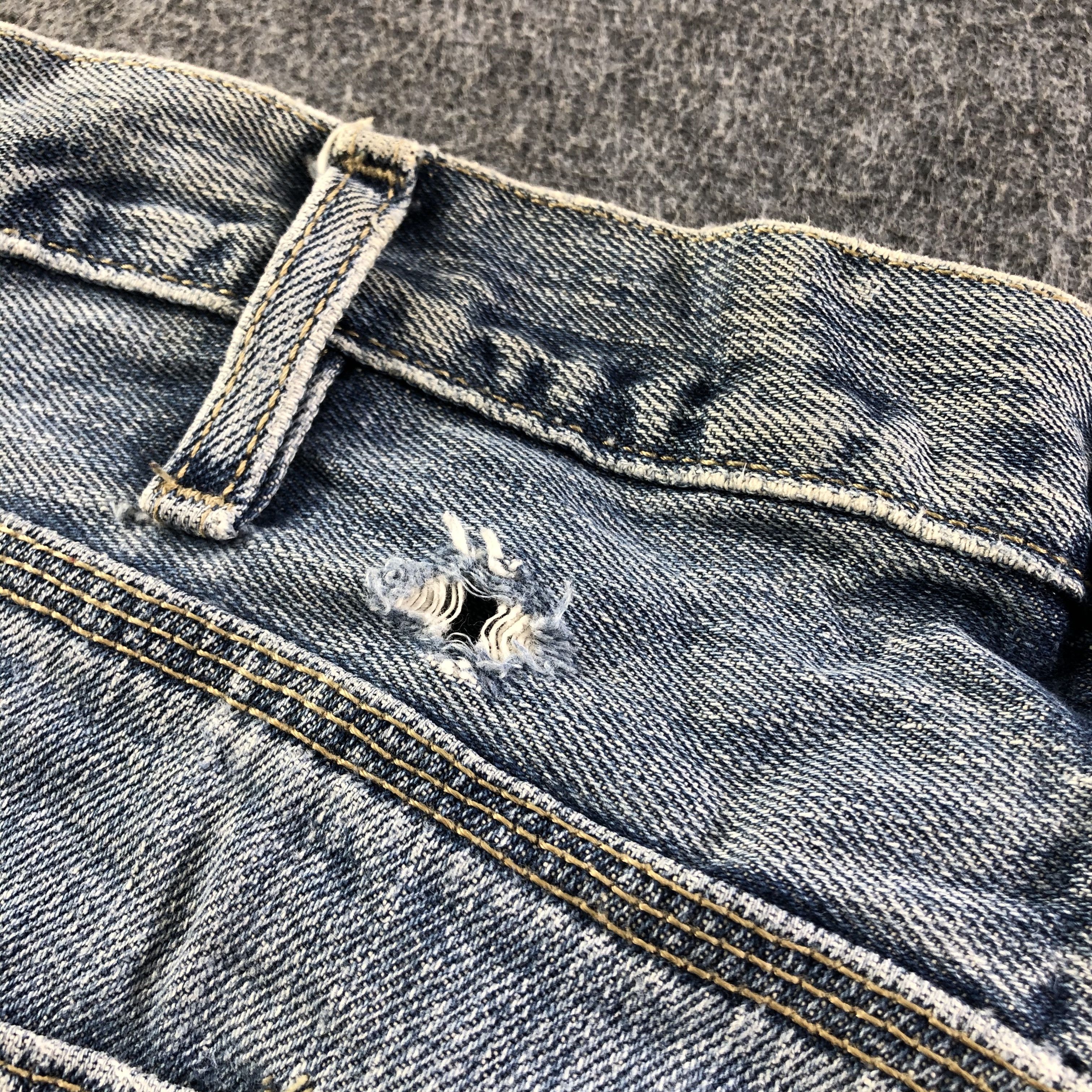 Levi's Vintage Levis 550 Jeans-J3258 Size US 35 - 8 Thumbnail
