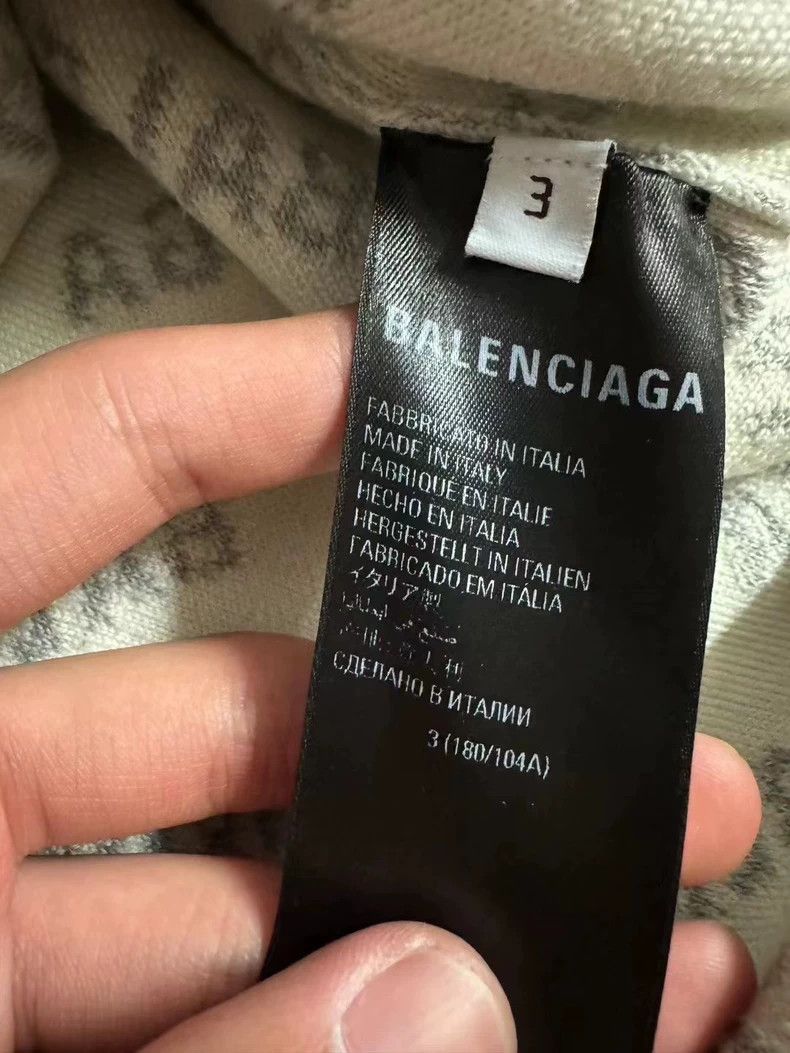 Balenciaga Balenciaga Black Destroyed Hole Denim Jacket Size US S / EU 44-46 / 1 - 3 Thumbnail