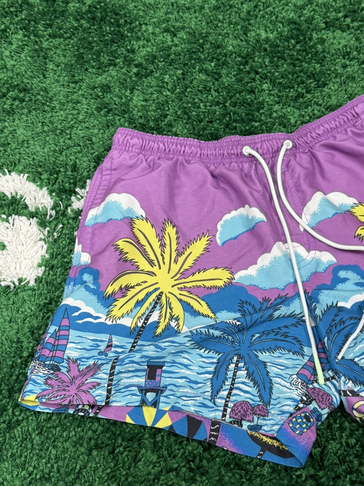 American Eagle Outfitters American Eagle Psychadelic Beach Board Shorts Medium Size US 32 / EU 48 - 2 Thumbnail