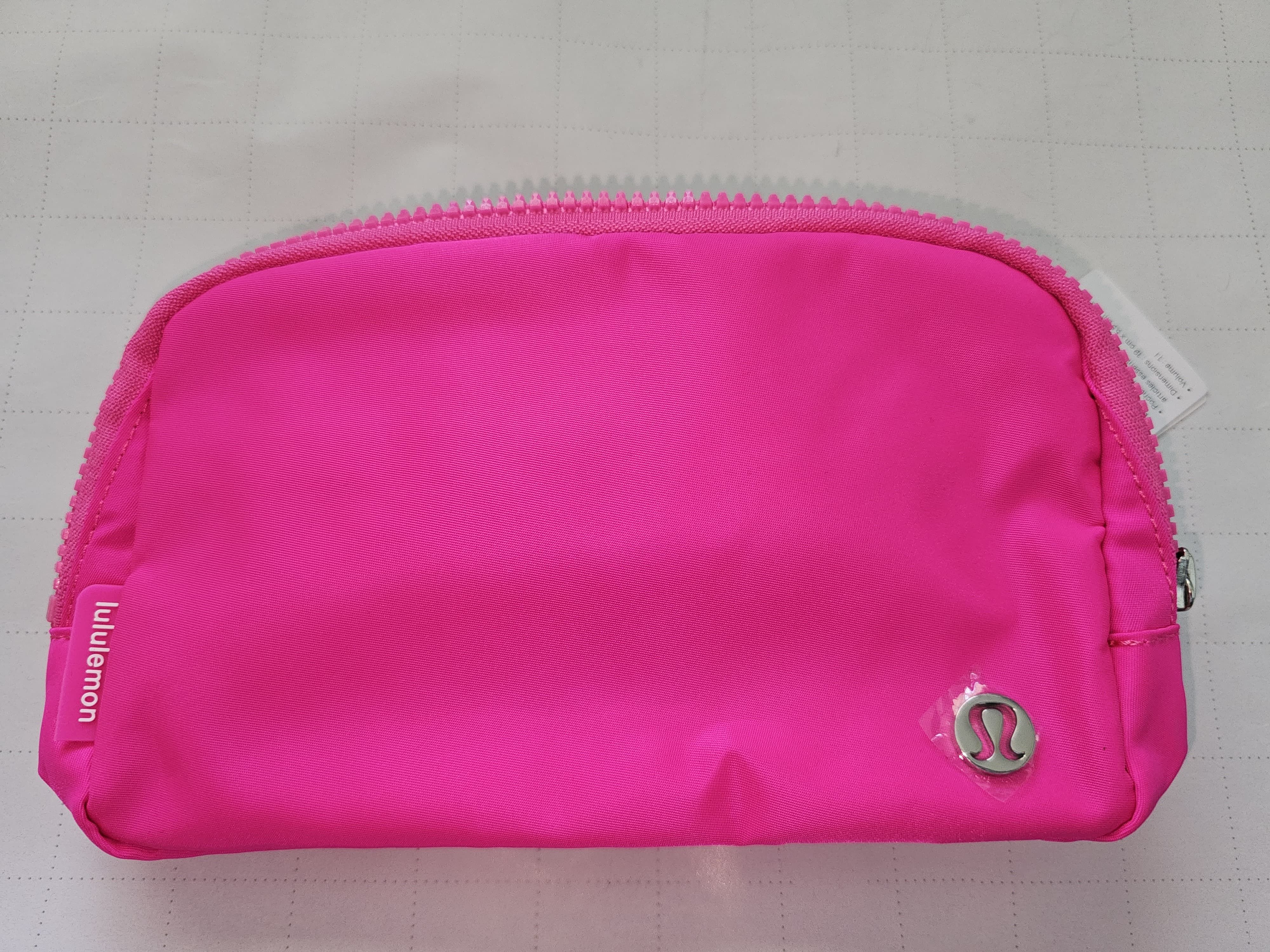 Lululemon Everywhere Belt Bag deals Sonic Pink NWOT