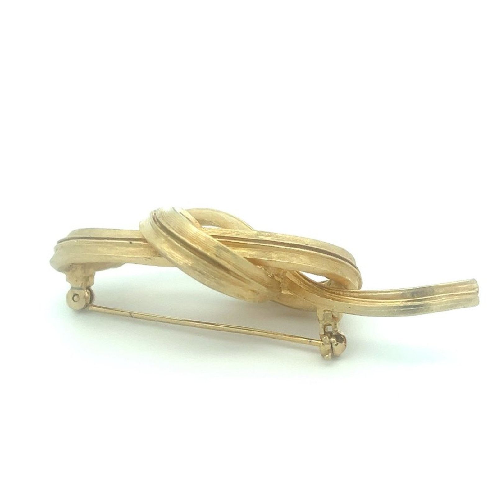 & Other Stories Vintage Signed - Coro - Goldtone Love Knot Design Brooch Pin Size ONE SIZE - 6 Thumbnail