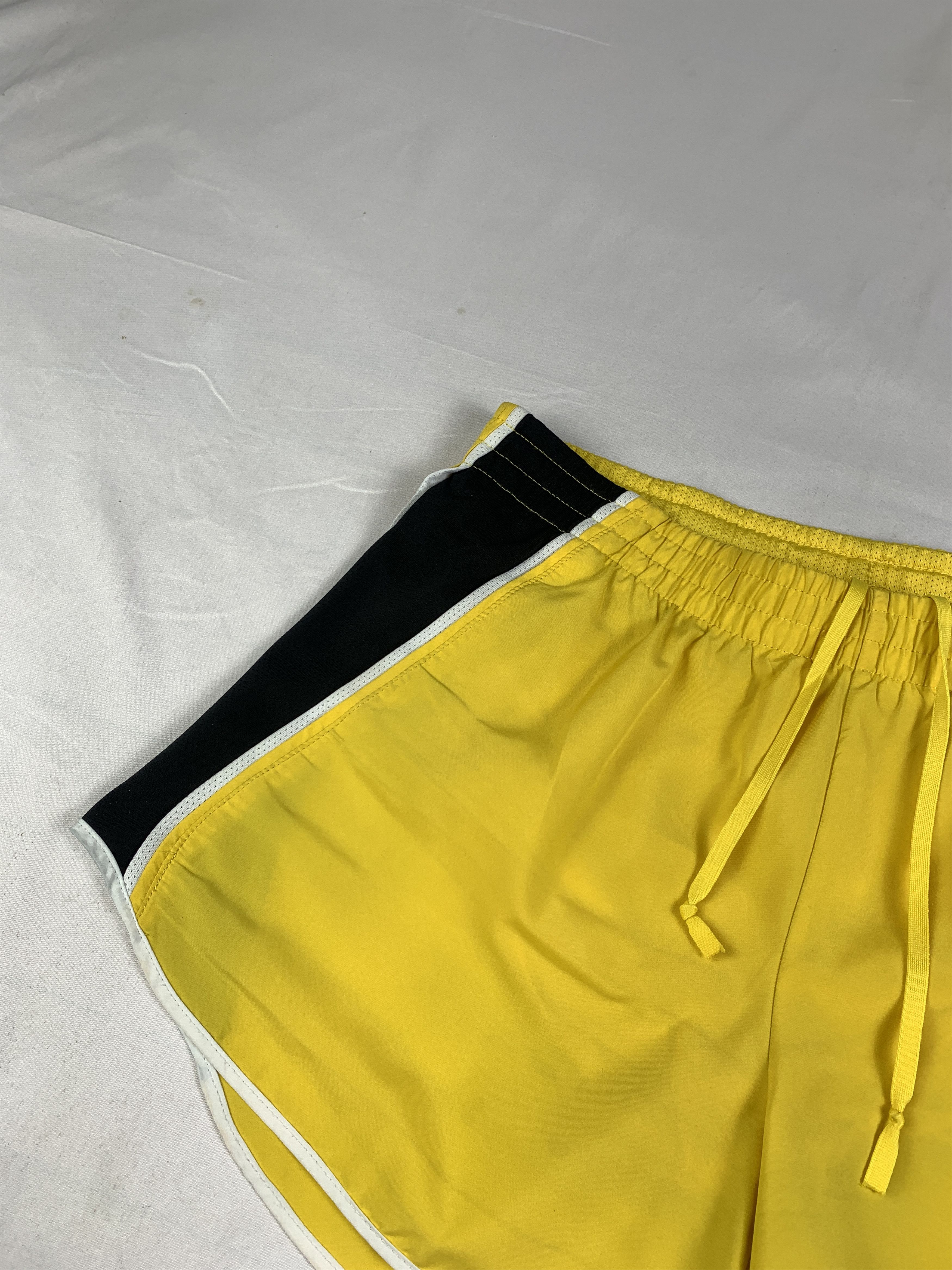 Nike Nike LIVESTRONG Lance Amstrong Yellow Running Shorts (S) Size US 30 / EU 46 - 5 Thumbnail