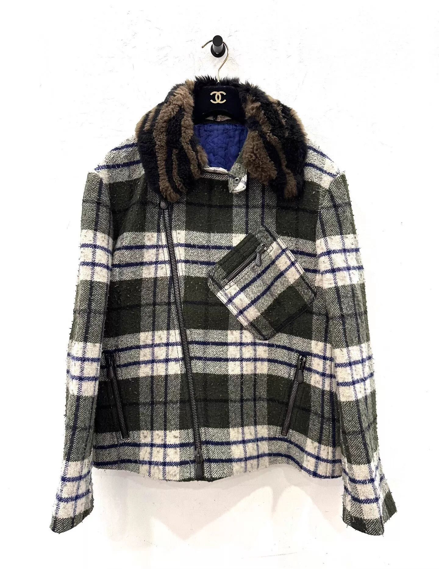 Bottega Veneta Plaid Pattern Jacket with Faux Fur Collar Size US L / EU 52-54 / 3 - 1 Thumbnail
