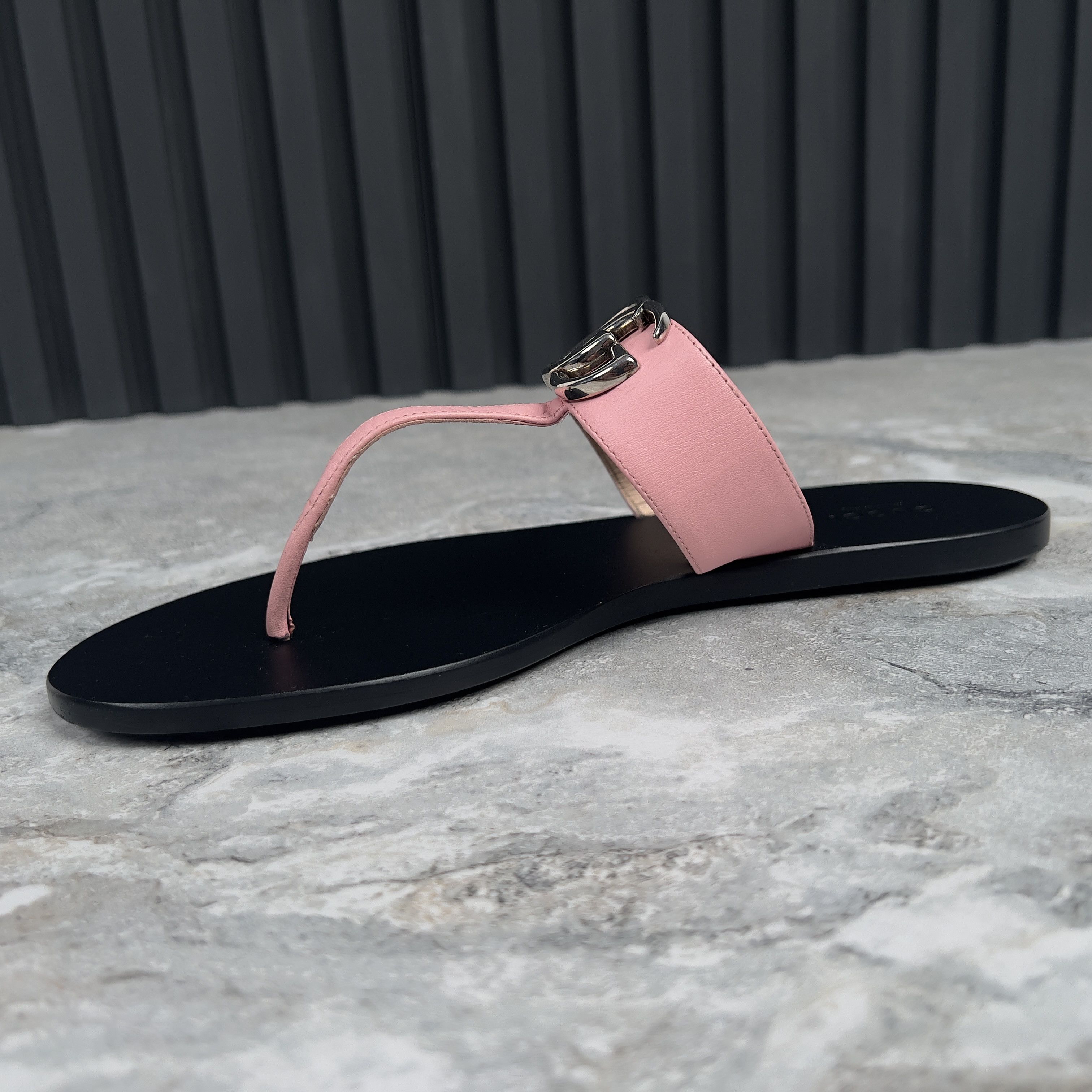 Gucci GUCCI Double GG Buckle Marmont Thong Sandal Leather Size US 9.5 / IT 39.5 - 6 Thumbnail