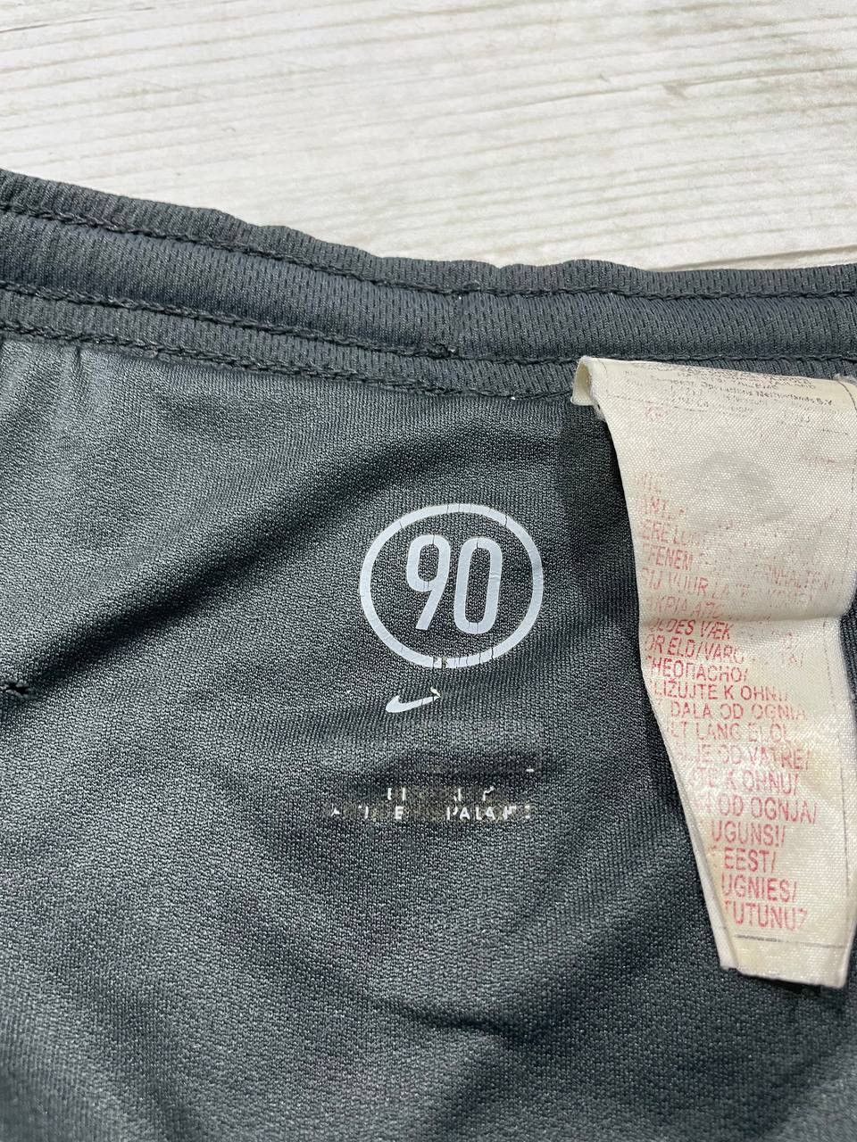 Nike Vintage Nike Arsenal 2005 2006 Away Football Soccer Shorts Size US 30 / EU 46 - 11 Thumbnail