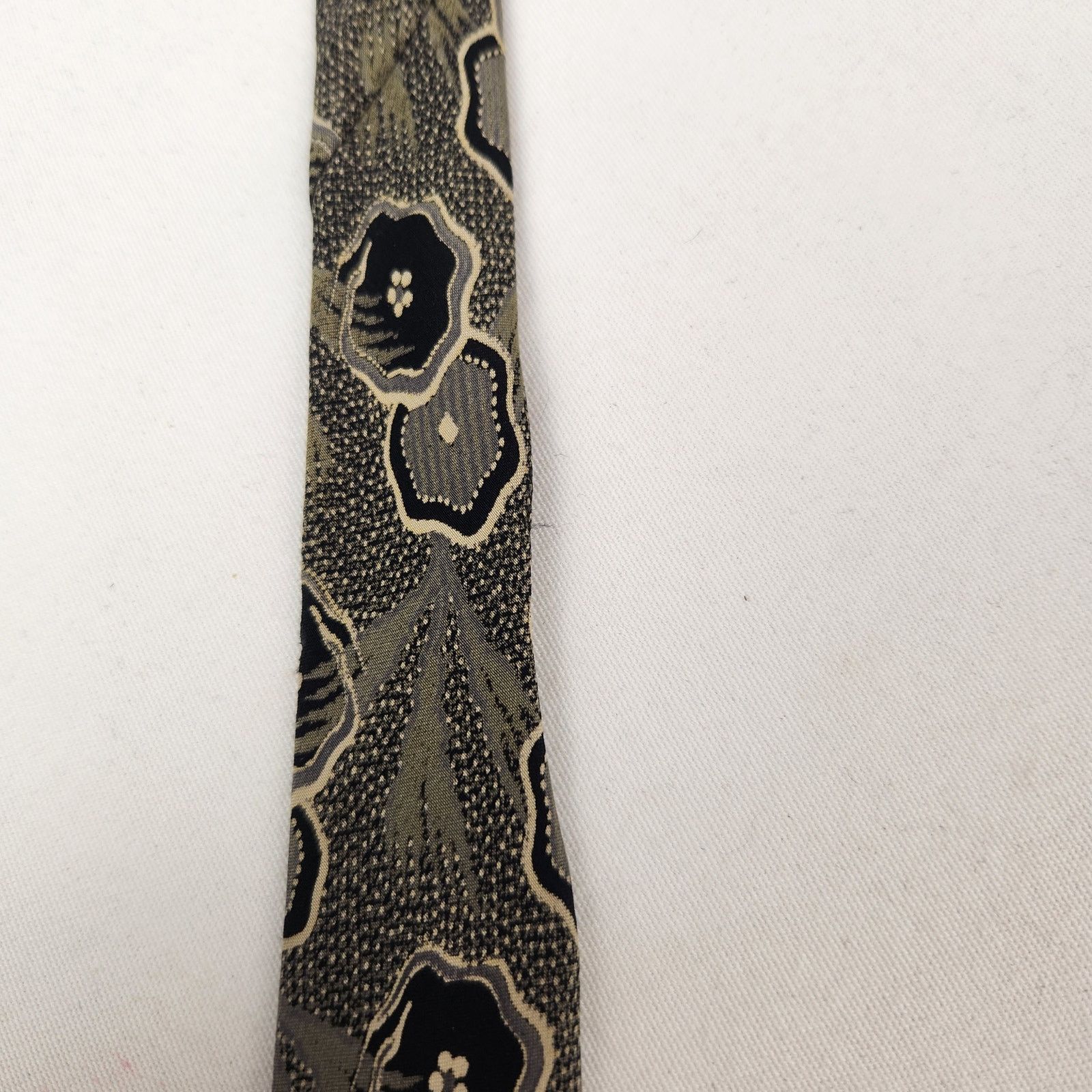 Vintage Vintage Designer Flower Hawaiian 90s Patterned Silk Tie Size ONE SIZE - 5 Thumbnail