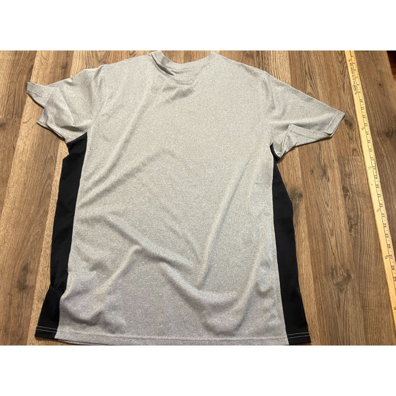 Nike Nike Shirt Mens Size Large Grey Black Dri Fit Athletic Wear Moisture Wicking Nike Dri-FIT L Mens Size US L / EU 52-54 / 3 - 2 Thumbnail