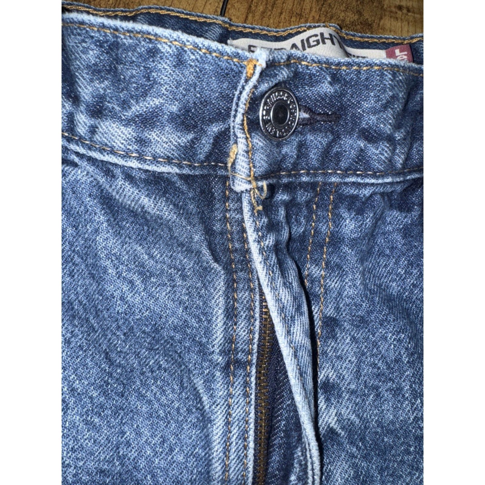 Levi's VINTAGE Levi’s 505 Regular Straight Jeans 34x31 Blue Denim Zip Fly Mid Rise USA 90s 80s Mens Jeans Size US 34 / EU 50 - 5 Thumbnail